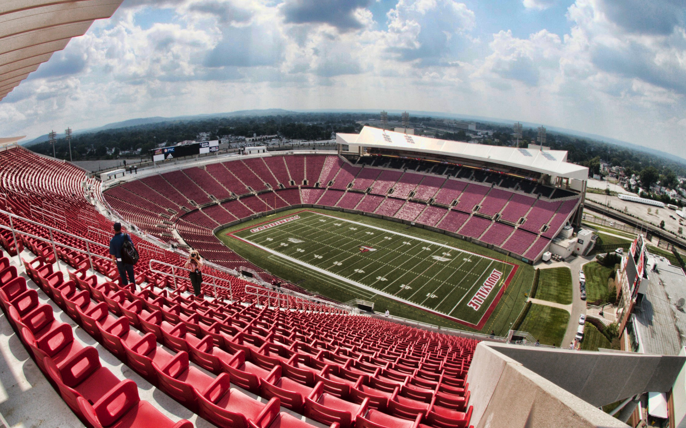 Louisville travels, Cardinal stadium, Louisville Cardinals, American football, 2880x1800 HD Desktop