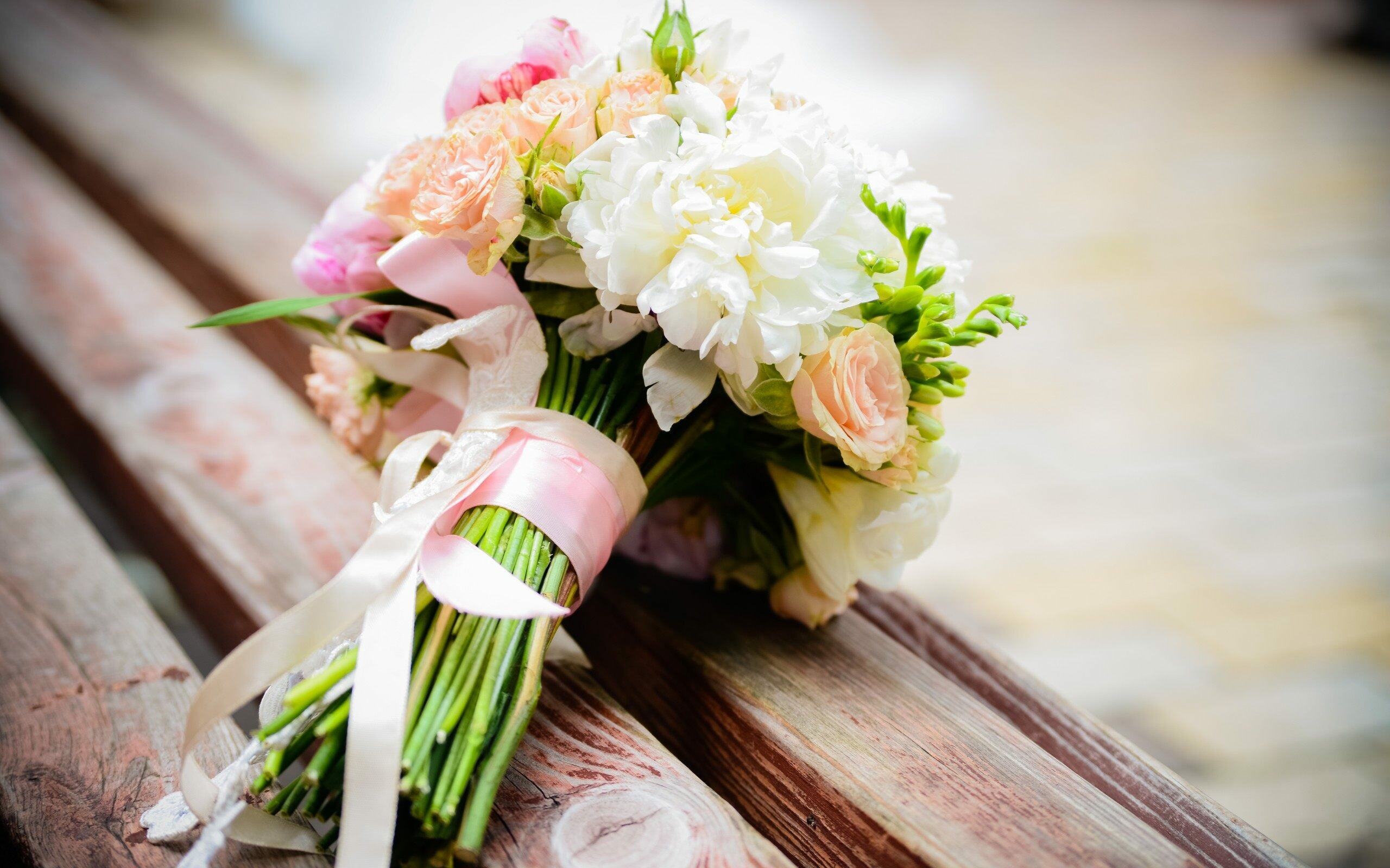 Flower Bouquet: Wedding Flowers, Nosegay, Petals. 2560x1600 HD Wallpaper.