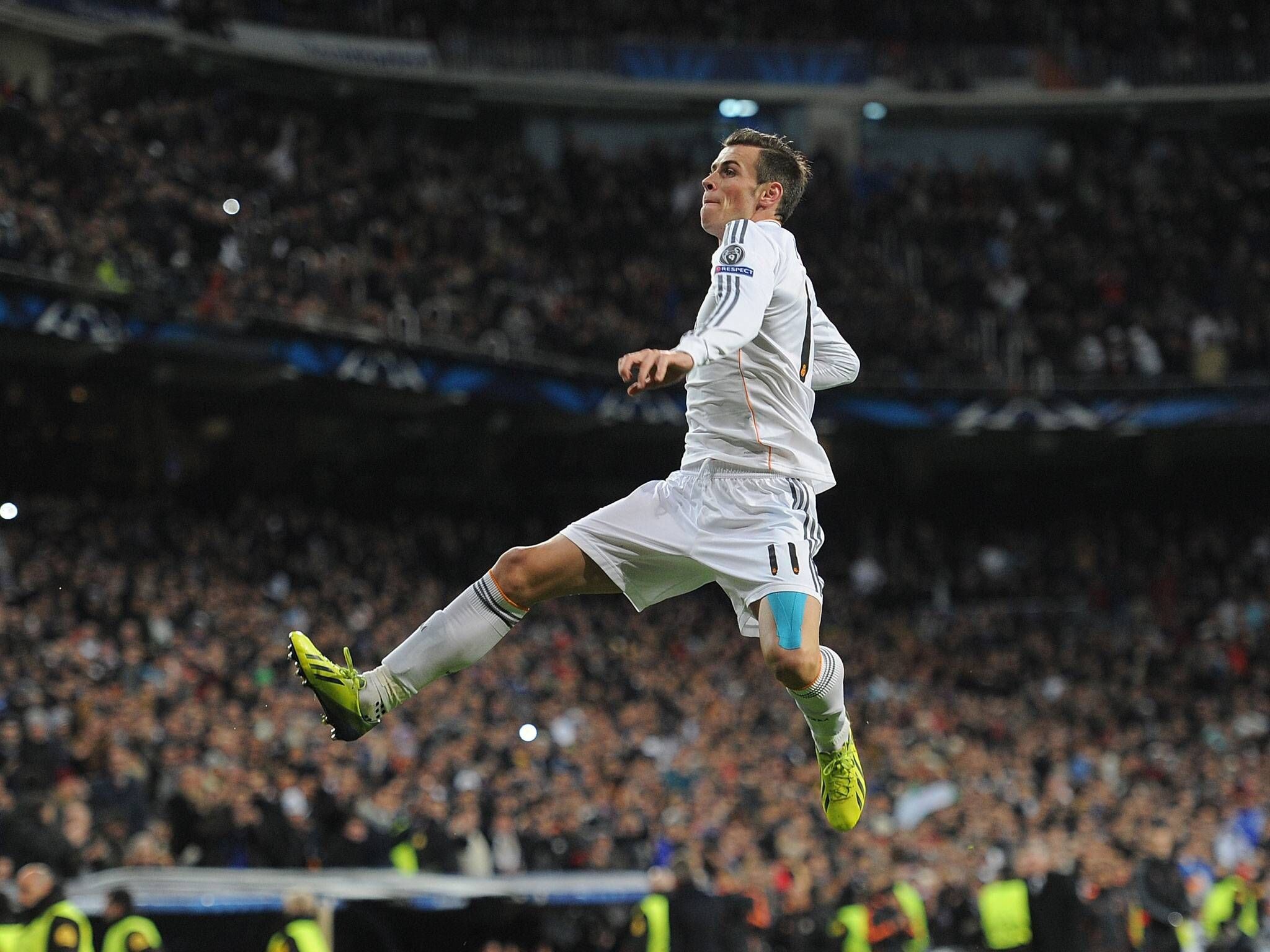 Gareth Bale: Real Madrid vs. Galatasaray, Celebration of his opening goal, UEFA Champions League. 2050x1540 HD Background.