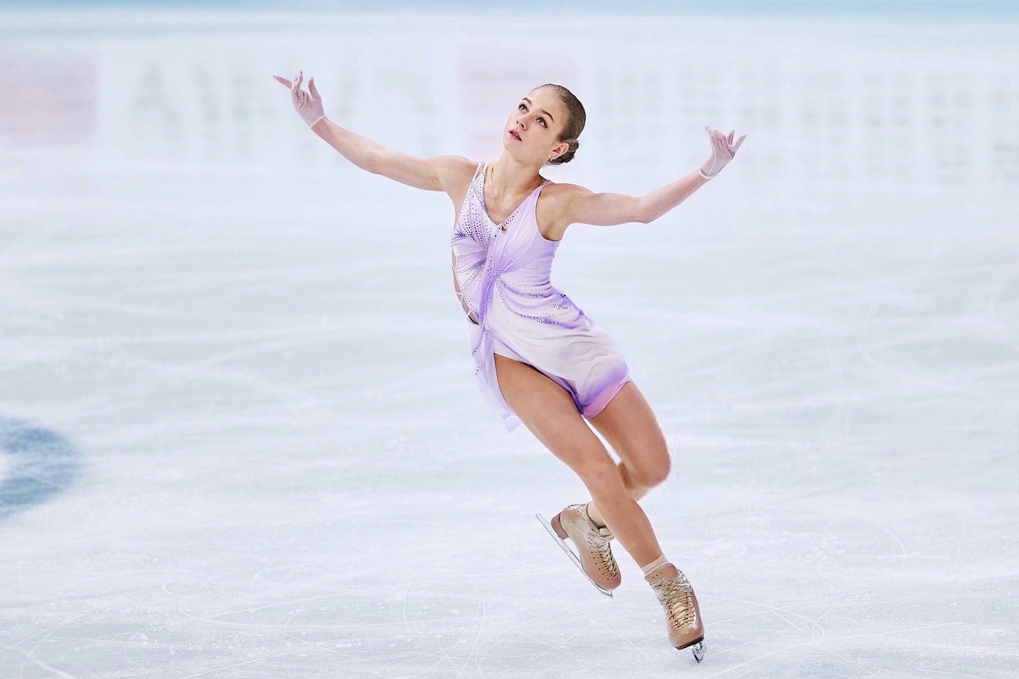 Alexandra Trusova figure skating, Stunning performances, 2050x1370 HD Desktop