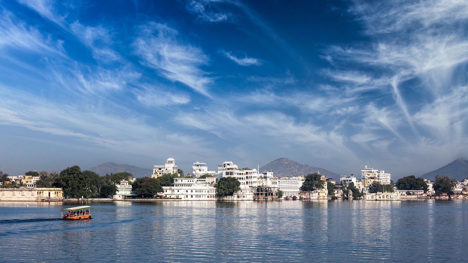 Lake Pichola, Shiv Niwas Palace, Udaipur, Rajasthan, 1920x1080 Full HD Desktop