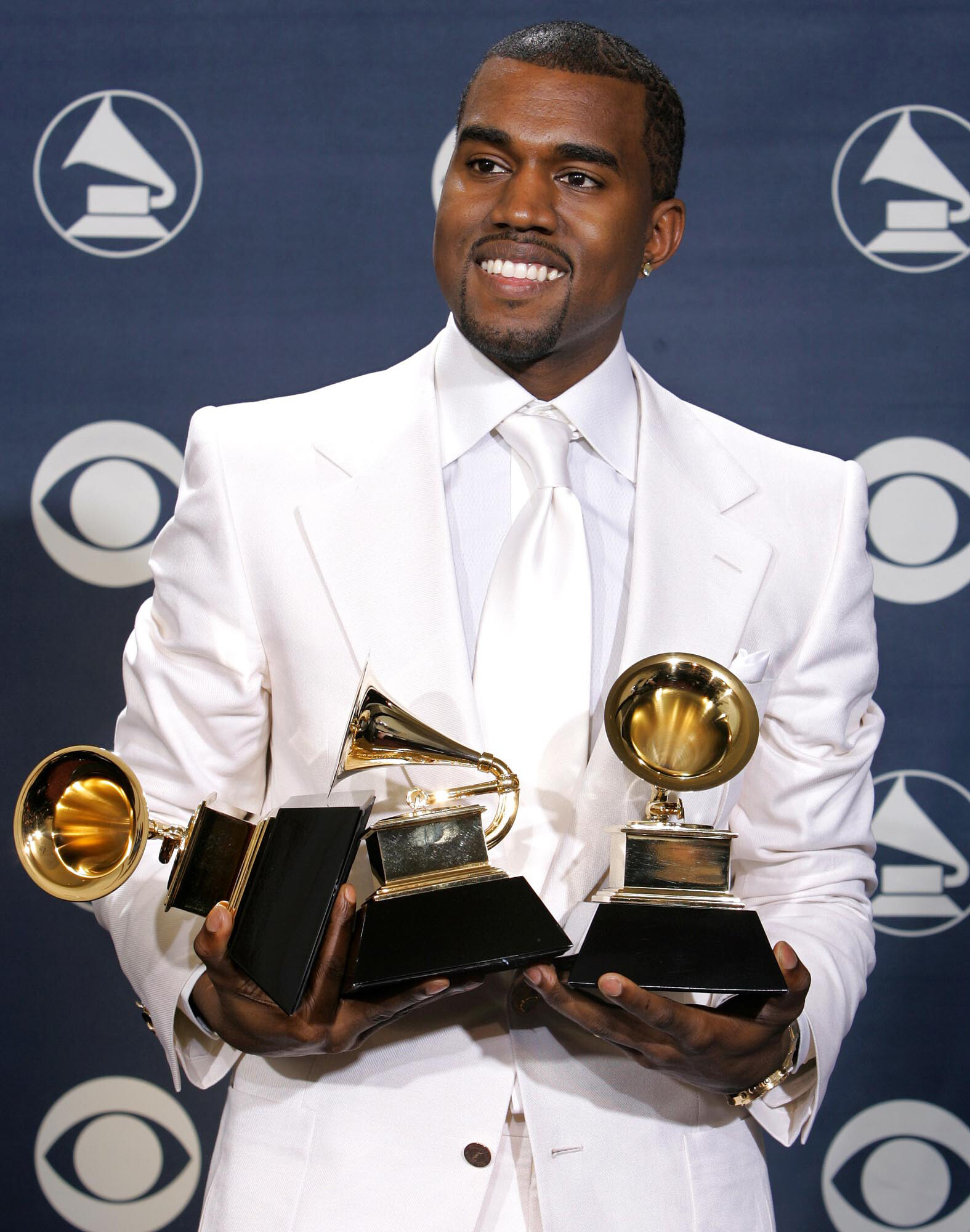 Grammys, Kanye West, Controversial artist, Bold statement, 1580x2000 HD Handy
