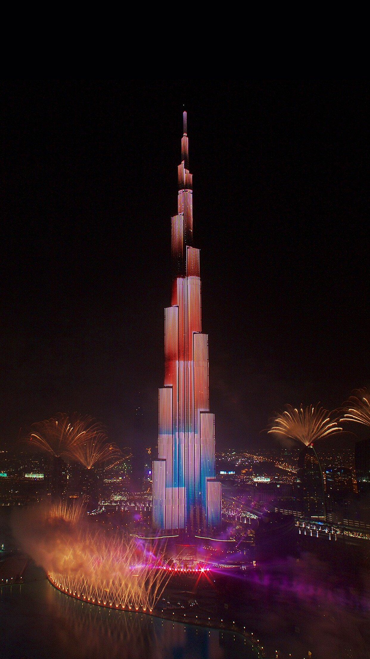 United Arab Emirates: Dubai, Burj Khalifa, The Middle East. 1250x2210 HD Background.