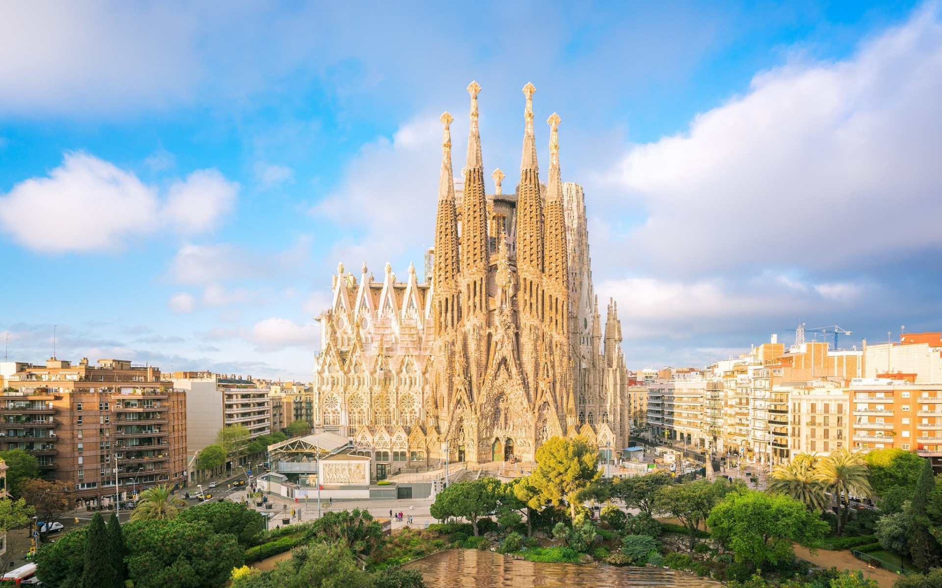 Barcelona skyline, Sagrada Familia, Landmark architecture, Captivating city, 1920x1200 HD Desktop