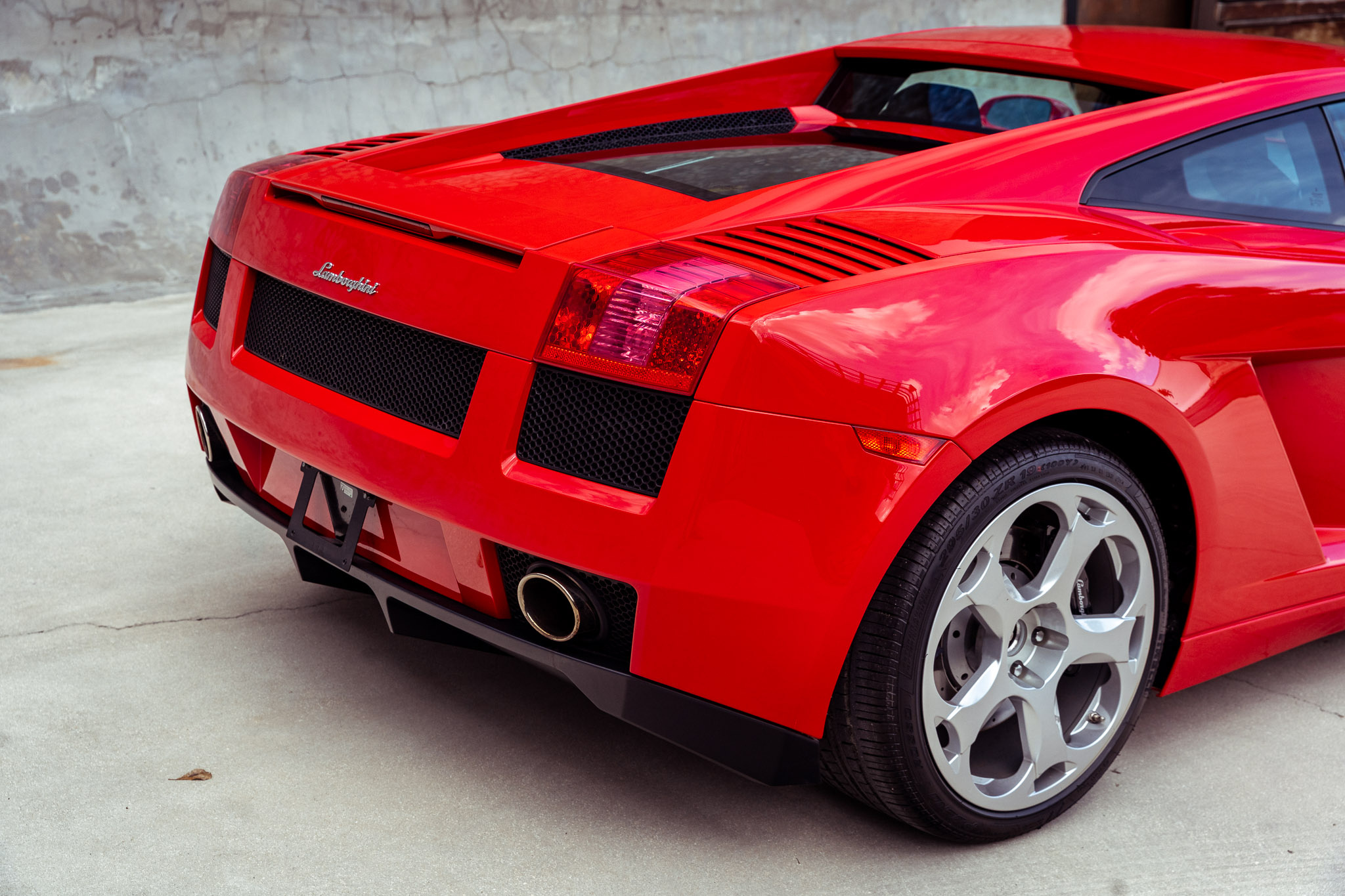 Lamborghini Gallardo, Signature red, Curated collection, Automotive beauty, 2050x1370 HD Desktop
