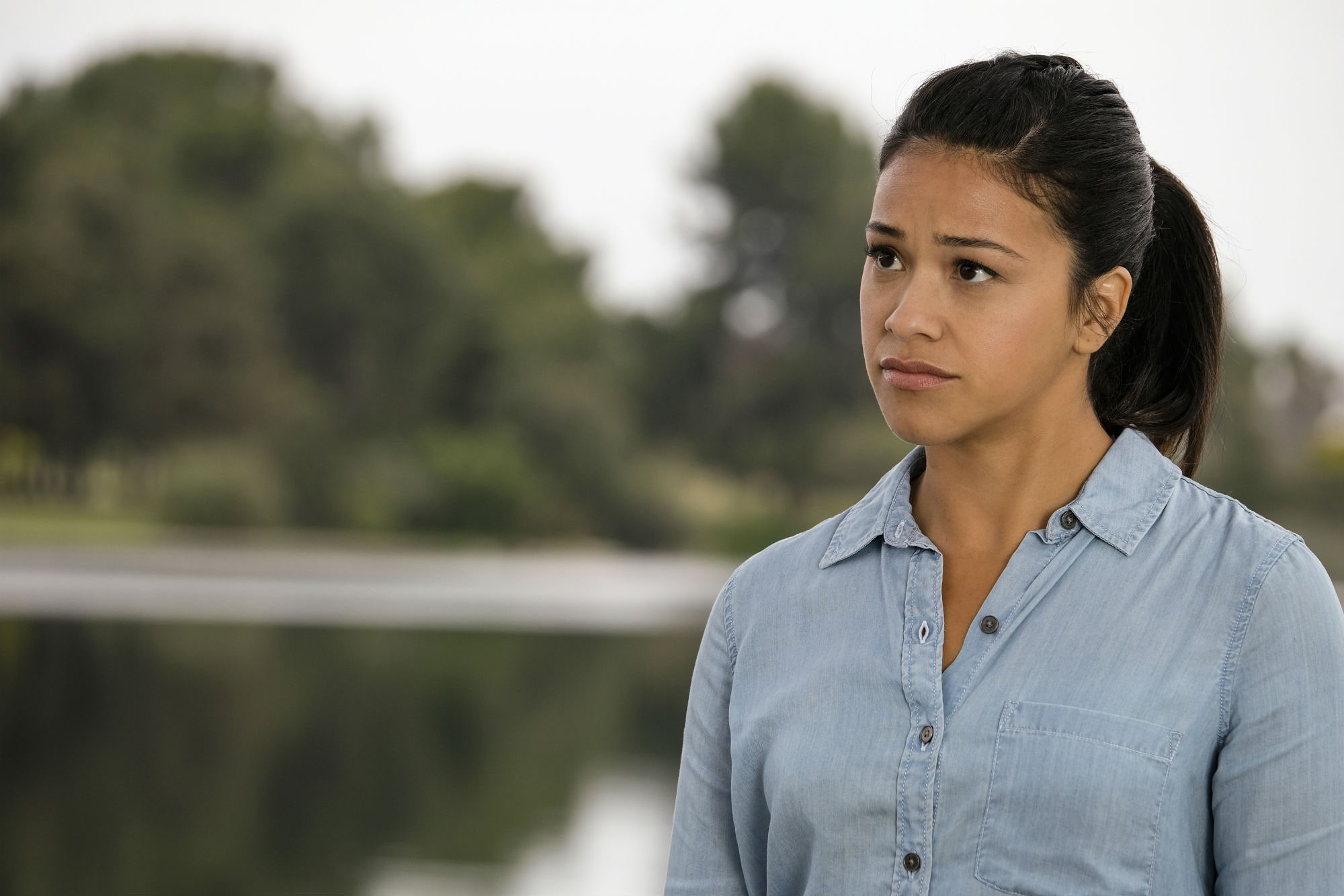Gina Rodriguez: Jane the Virgin's character, An American comedy-drama television series airing on The CW. 2000x1340 HD Wallpaper.