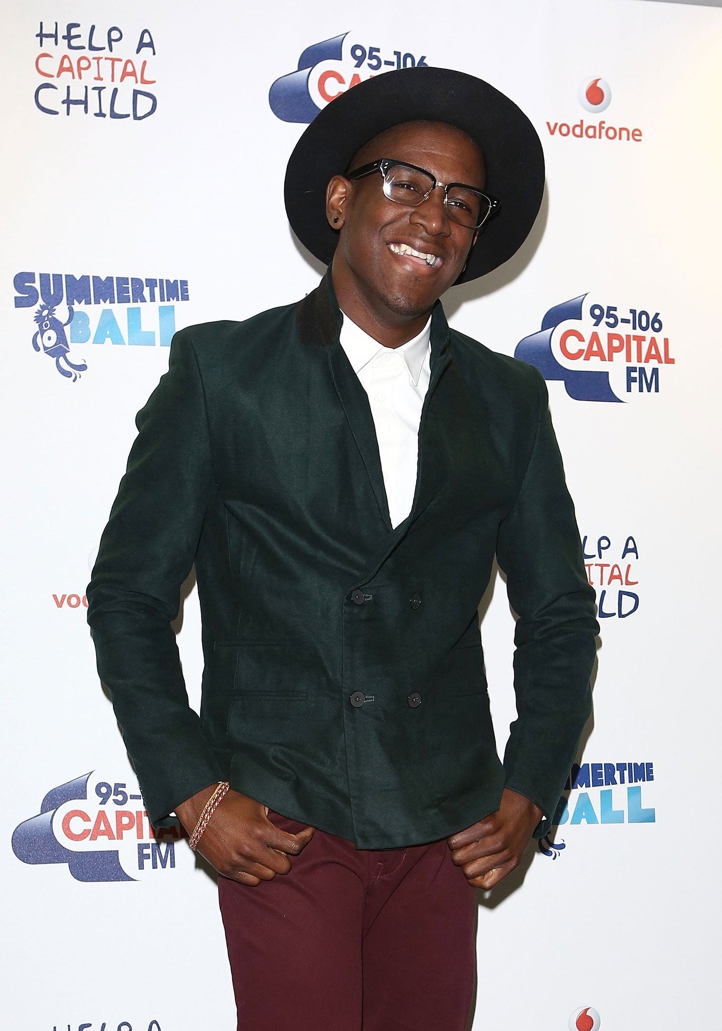 Labrinth, Music artist, 2022 collection, Photo gallery, 1440x2050 HD Phone