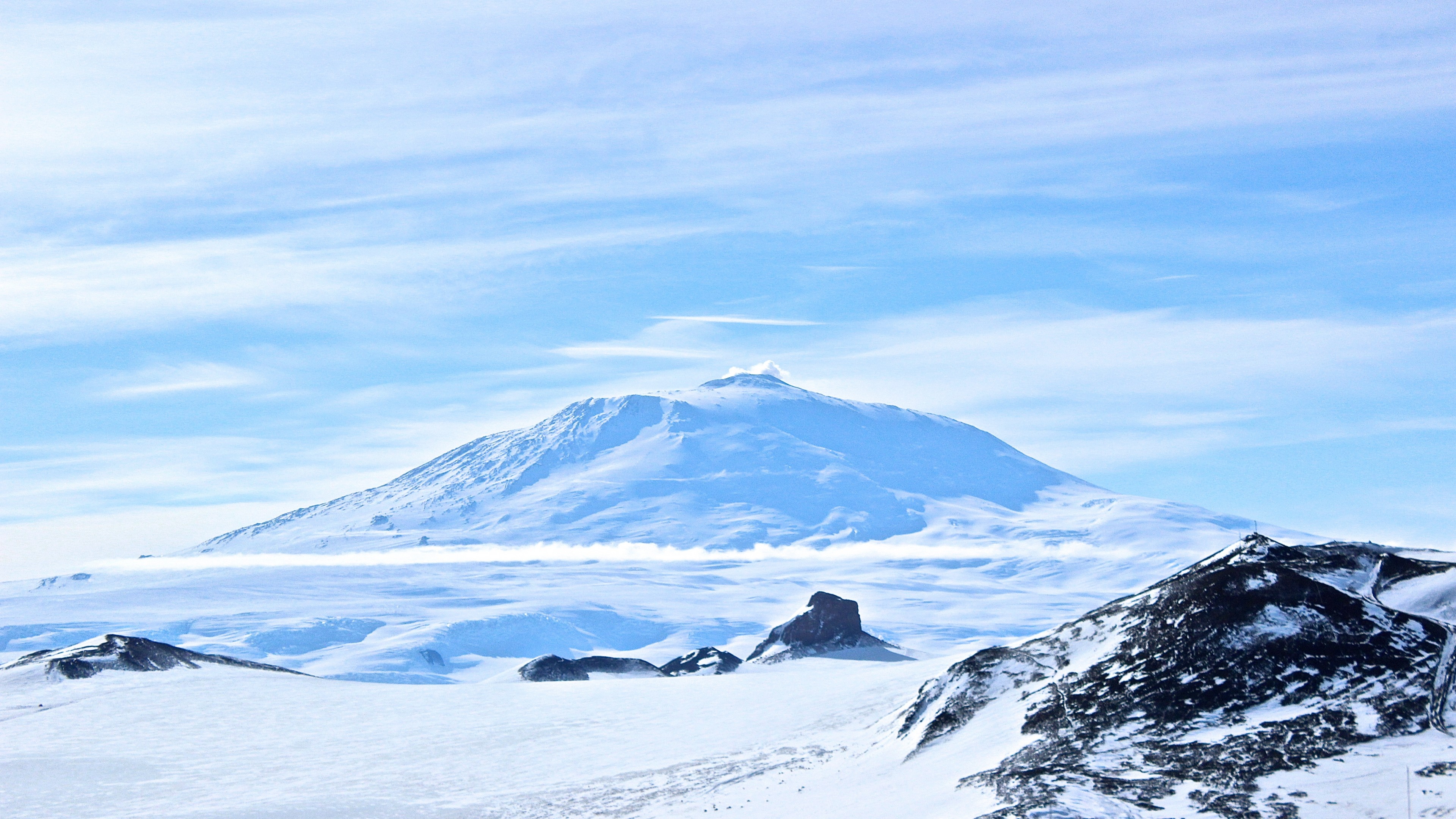 Antarctica Travels, Snowy volcano, Winter wonderland, Nature's serenity, 3840x2160 4K Desktop
