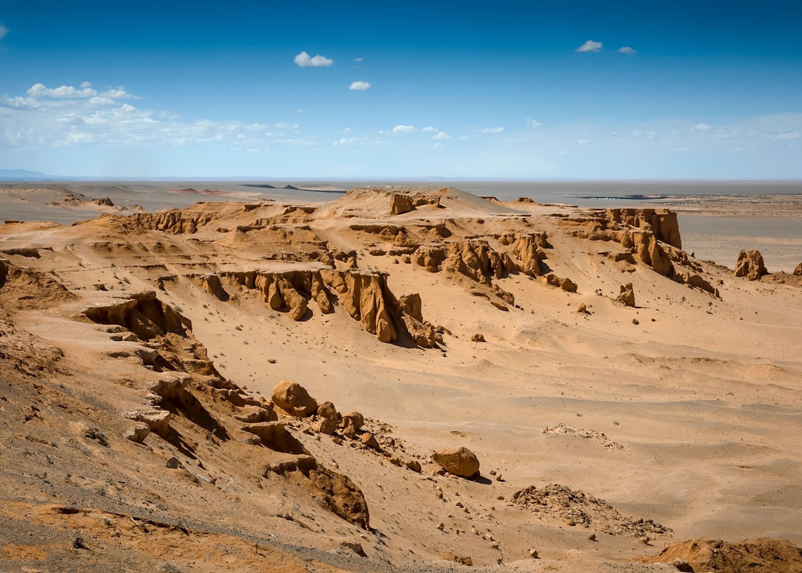 Gobi Desert, Mongolia trip, Vast landscapes, Desert adventure, 2750x1960 HD Desktop