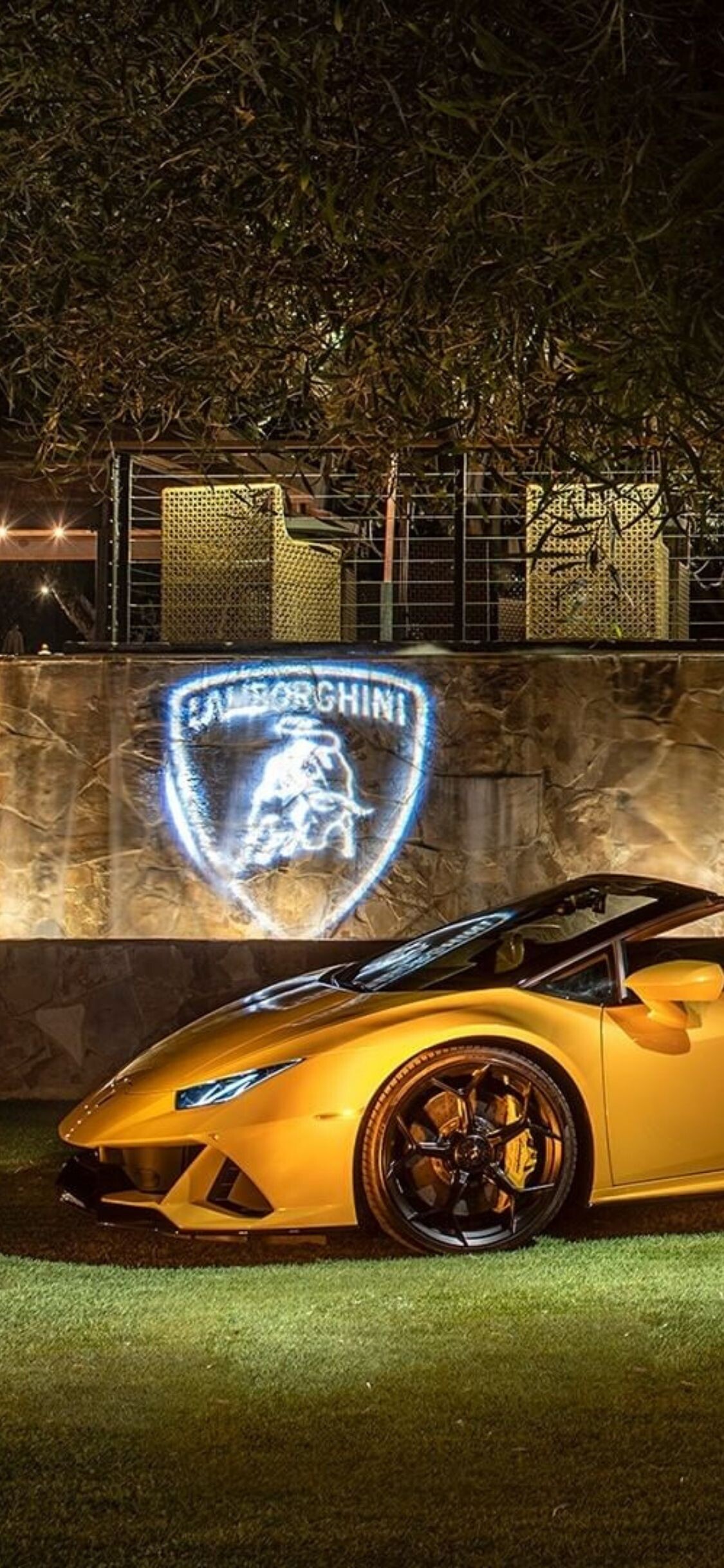 Gold Lamborghini: Aventador SuperVeloce LP 750-4 Roadster, The 2015 Pebble Beach Concours d'Elegance. 1130x2440 HD Wallpaper.