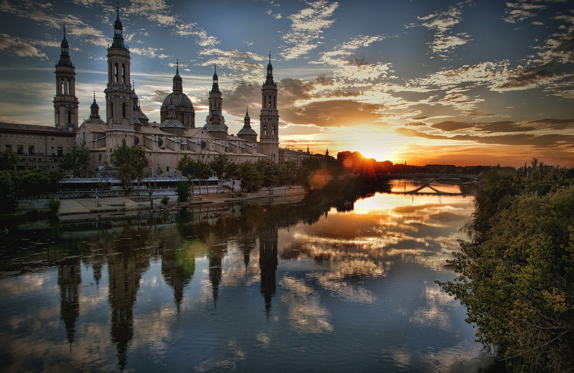 Ebro River, Travels, Zaragoza, Spain, 2000x1300 HD Desktop