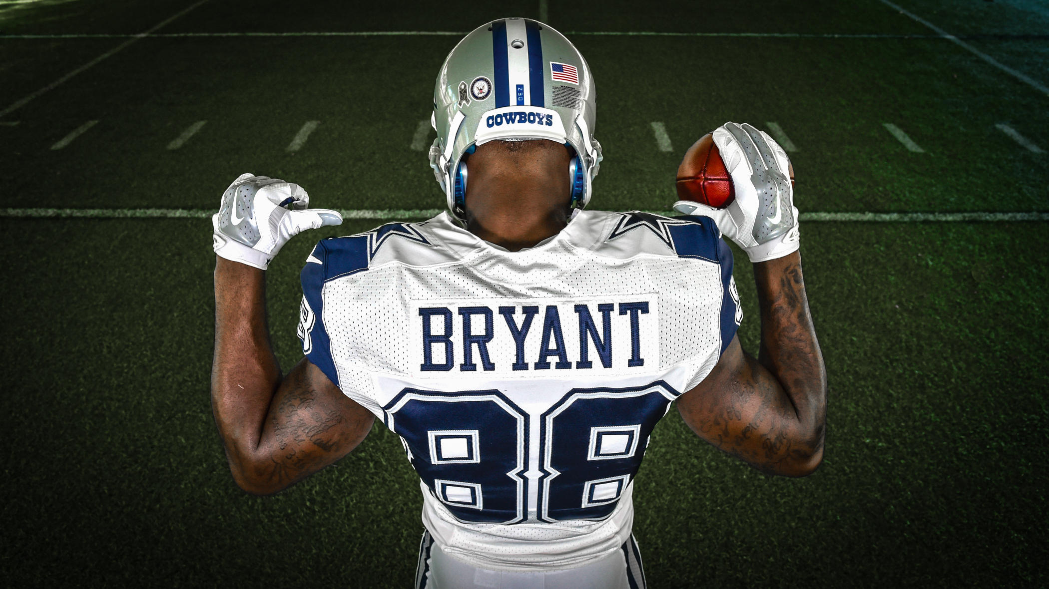 Dallas Cowboys: Dez Bryant, The first NFL franchise to be valued at $5 billion. 2100x1180 HD Background.