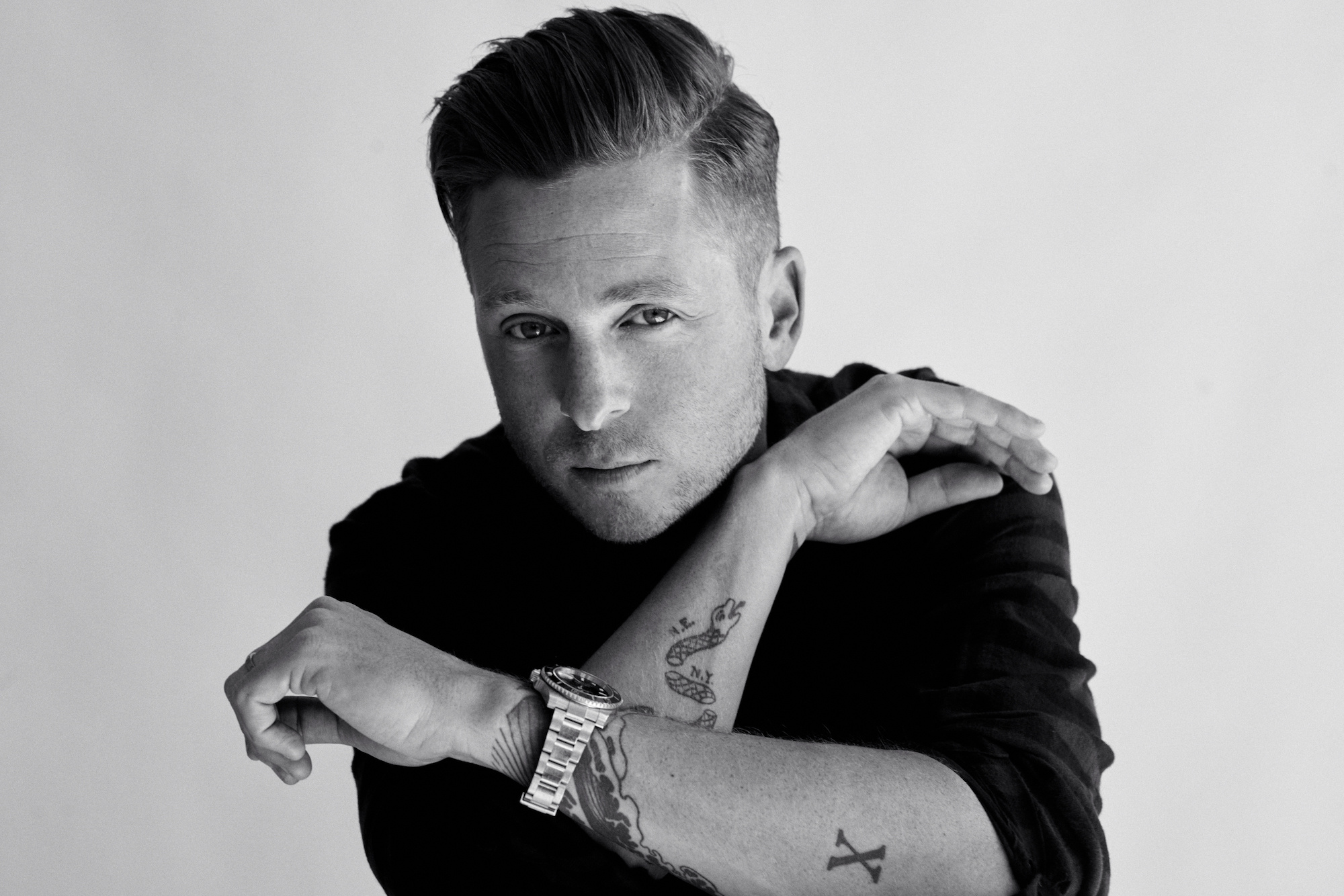 OneRepublic: Ryan Tedder, A songwriter and producer for various artists since the mid-2000s, Monochrome. 2000x1340 HD Wallpaper.