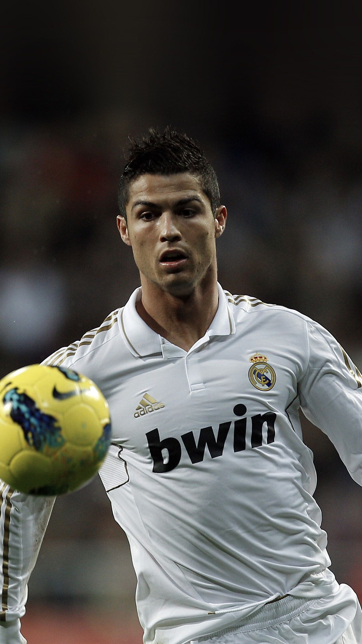 Ronaldo, Soccer greatness, Real Madrid legends, Sports energy, 1250x2210 HD Phone