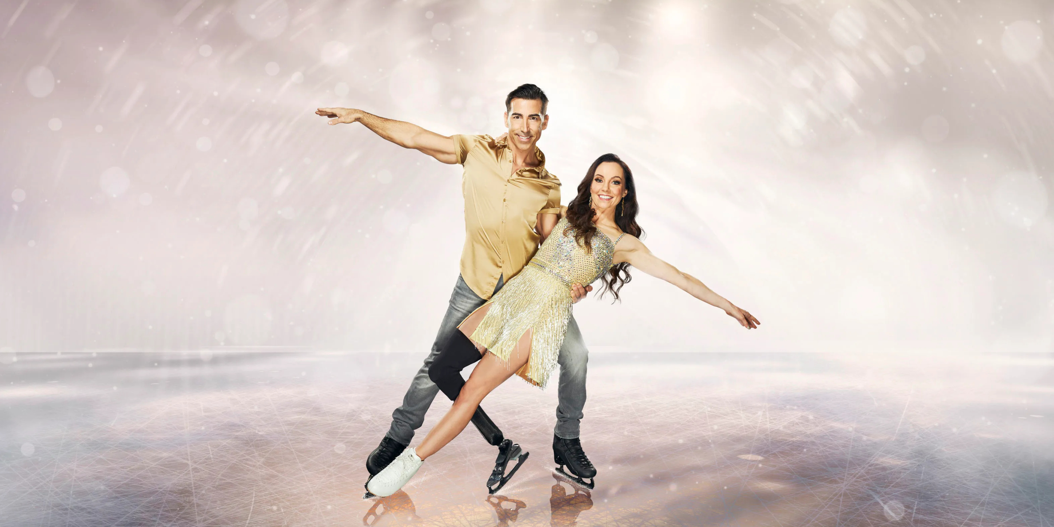 Ice Dancing: Dancing on Ice Pro, Stef Reid and Andy Buchanan, Torvill and Dean week. 3500x1750 Dual Screen Wallpaper.