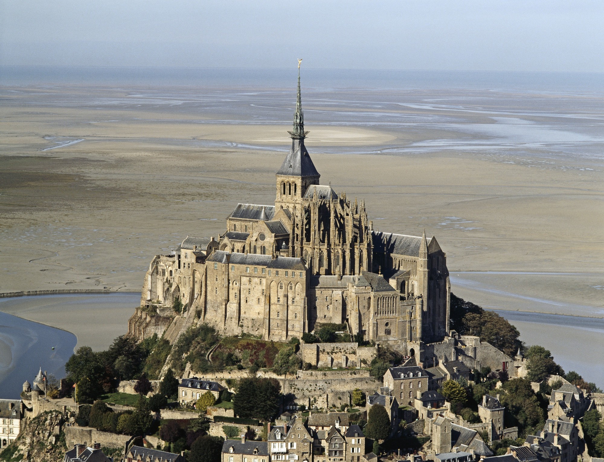 Mont Saint Michel, Bay of Mont Saint Michel, World heritage site, 2000x1530 HD Desktop