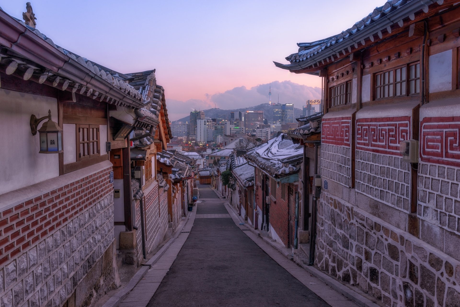 Cityscape views, South Korea's charm, Instagram-worthy spots, Vibrant street scenes, 1920x1290 HD Desktop