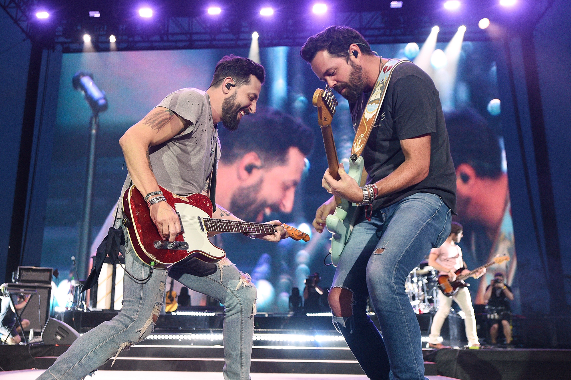 Old Dominion Band, Unexpected ballad, Rolling Stone, 2000x1340 HD Desktop
