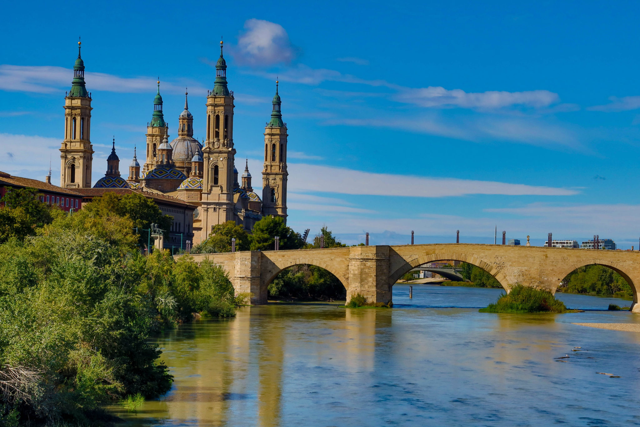 Ebro River, Zaragoza from the, 2050x1370 HD Desktop