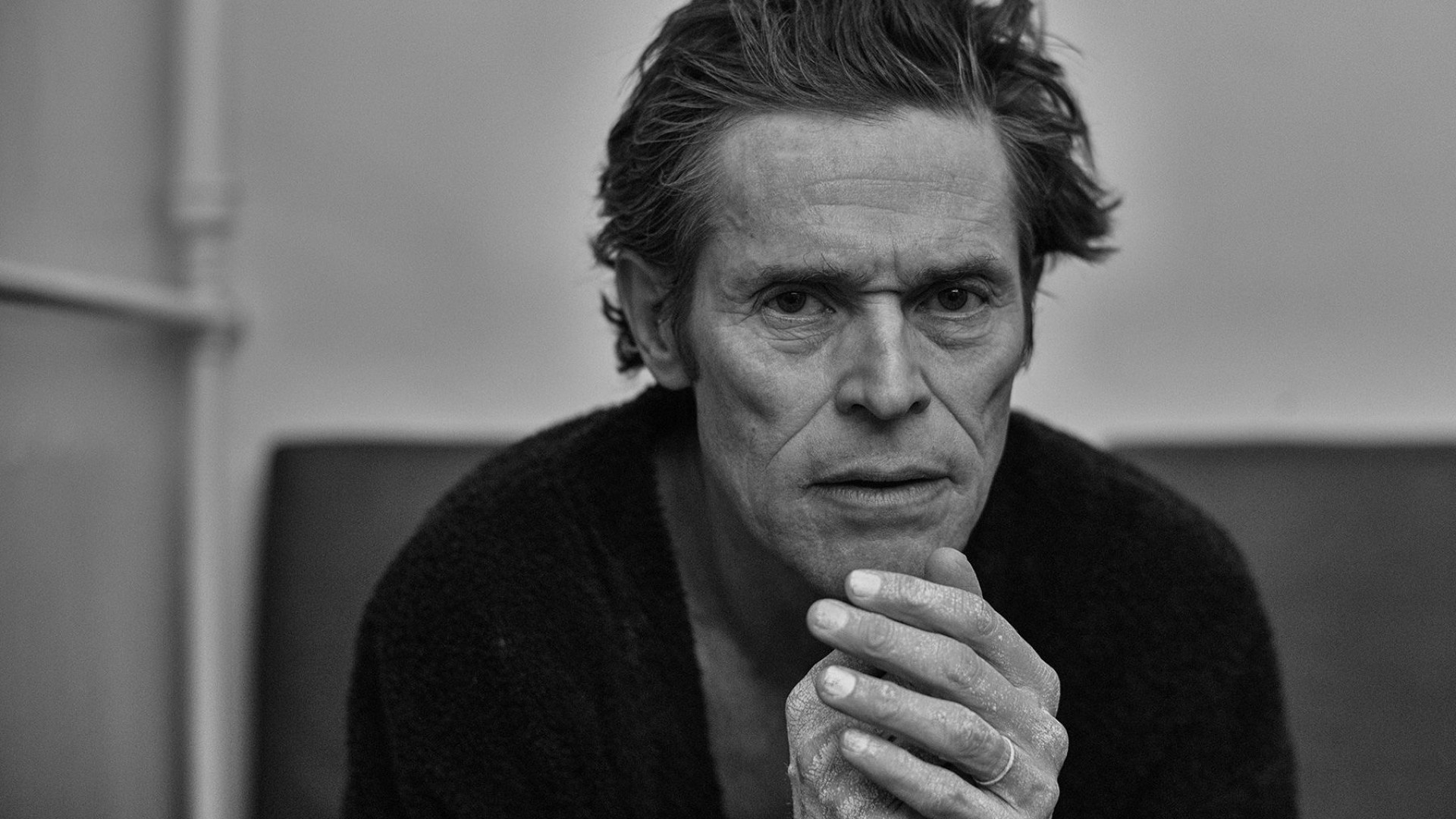 Willem Dafoe: Actor, Four Screen Actors Guild Awards, Black and white. 1920x1080 Full HD Wallpaper.