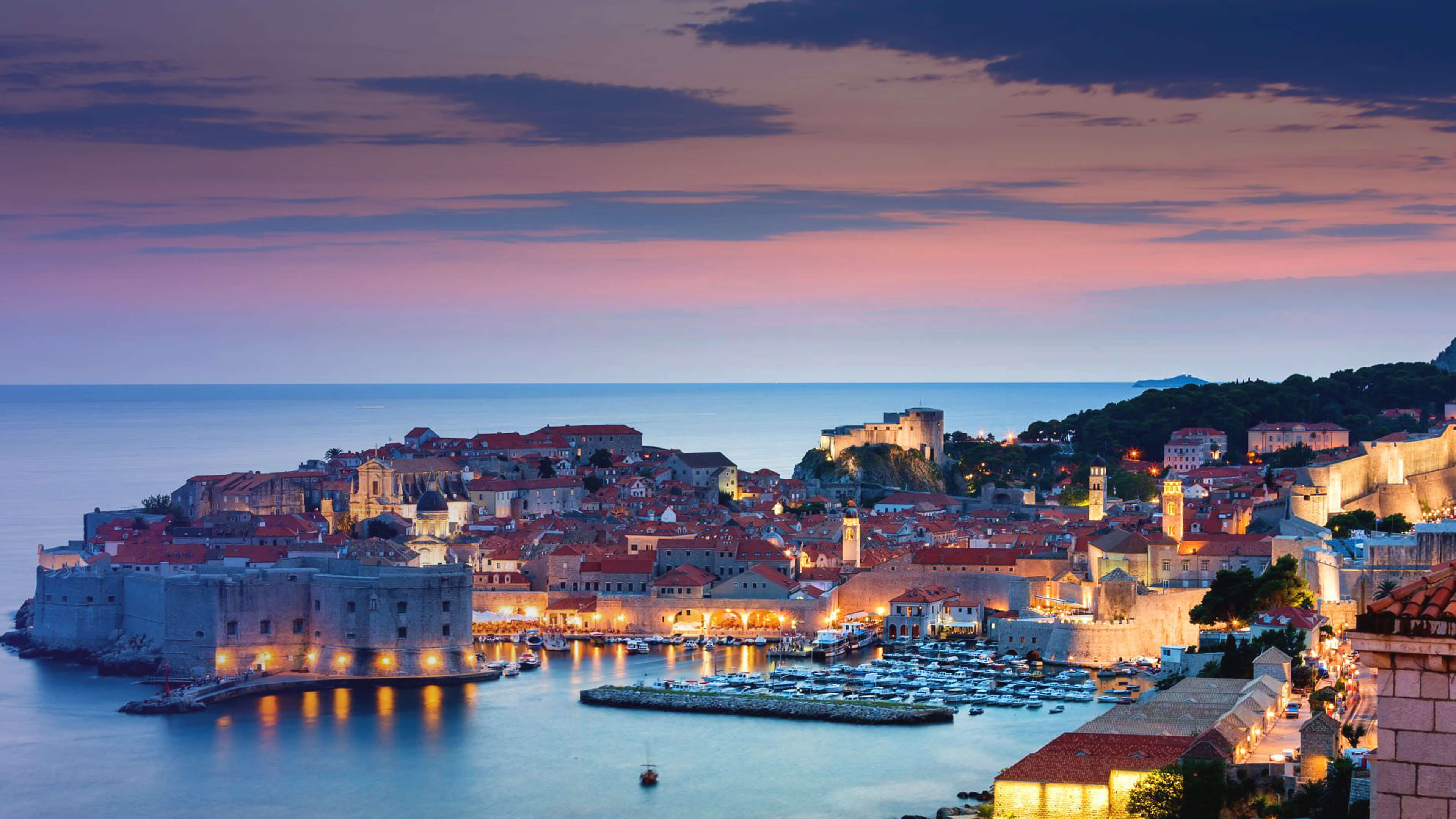 Smart city Dubrovnik, Dubrovnik Travels, Futuristic technology, Sustainable infrastructure, 3840x2160 4K Desktop