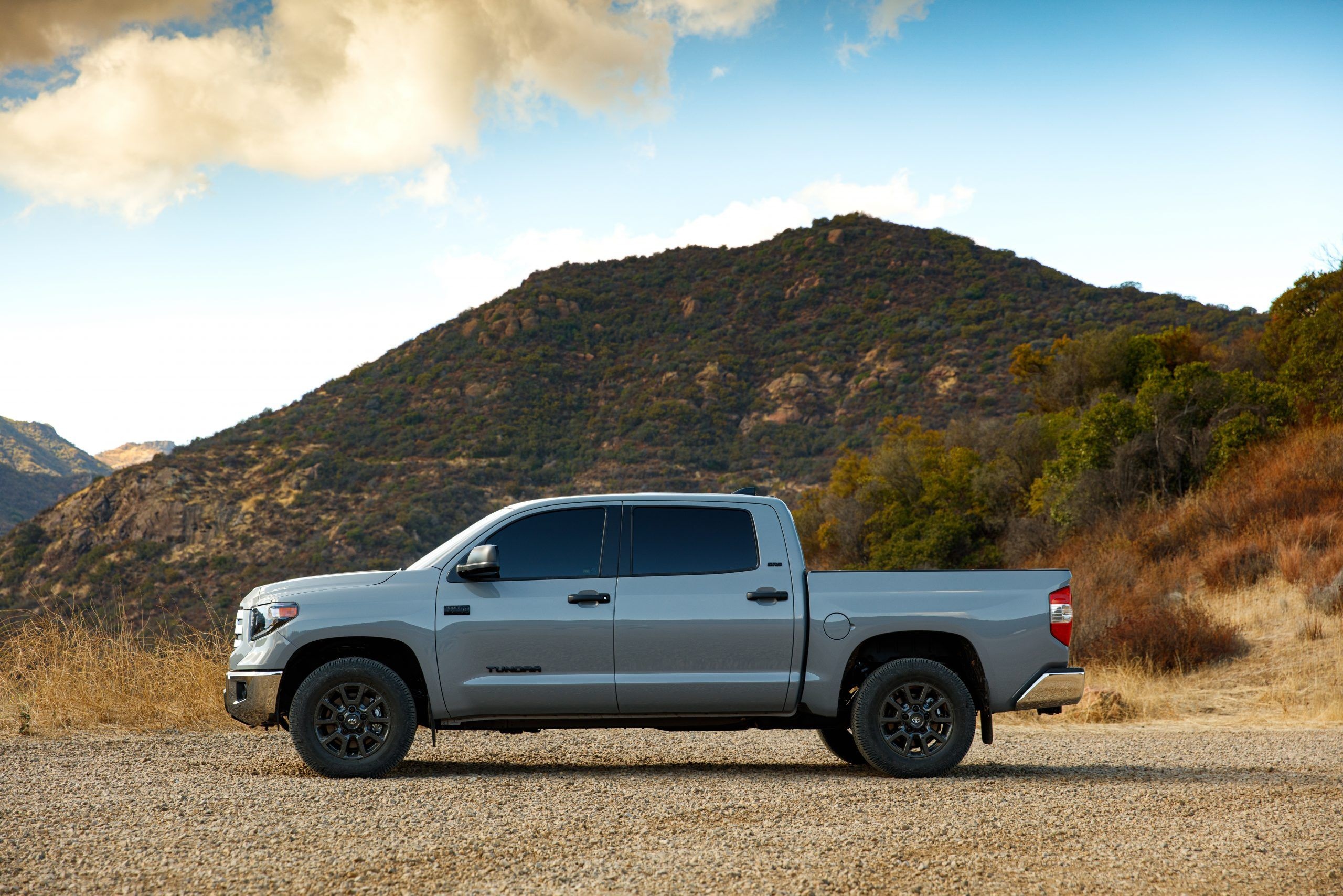 Toyota Tundra, Trail Edition, Off-road review, Truck features, 2560x1710 HD Desktop