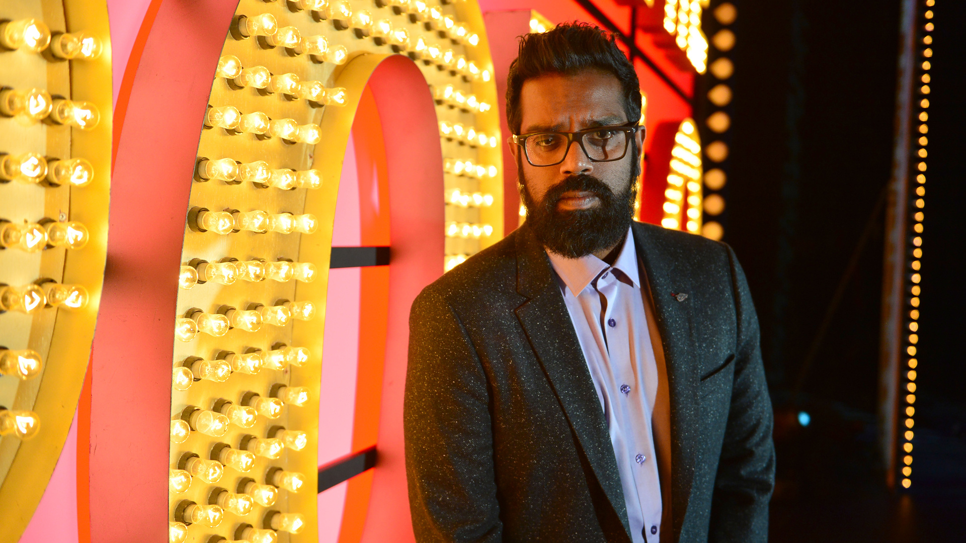 Romesh Ranganathan: The Weakest Link host, A British television quiz show, mainly broadcast on BBC Two. 1920x1080 Full HD Wallpaper.