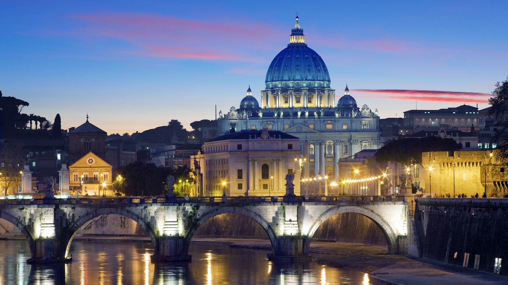Rome: Ponte Sant'Angelo, Tiber, Night lights. 1920x1080 Full HD Background.