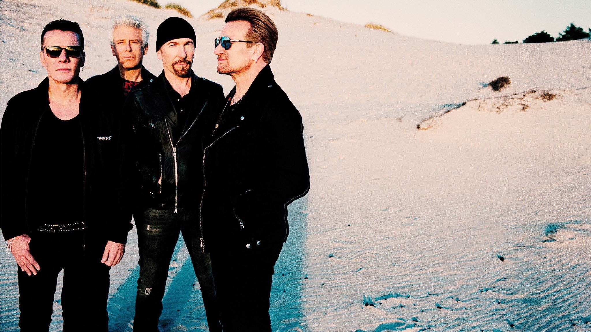The Edge (U2), U2 fan's perspective, Joshua Tree anniversary tour, 2050x1160 HD Desktop