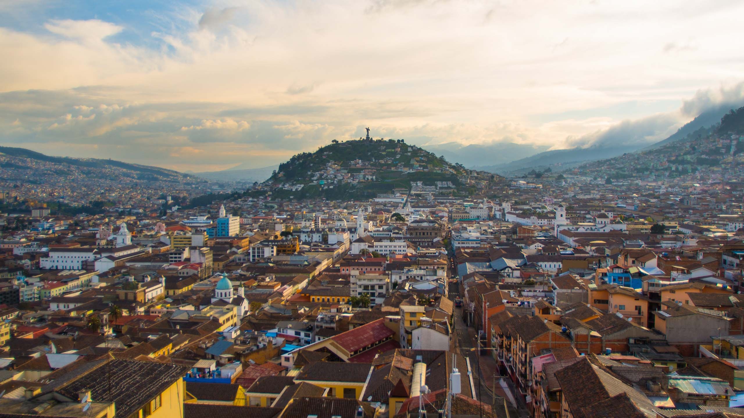 Ecuador: Historic Center of Quito, One of the most important historic areas in Latin America. 2560x1440 HD Background.