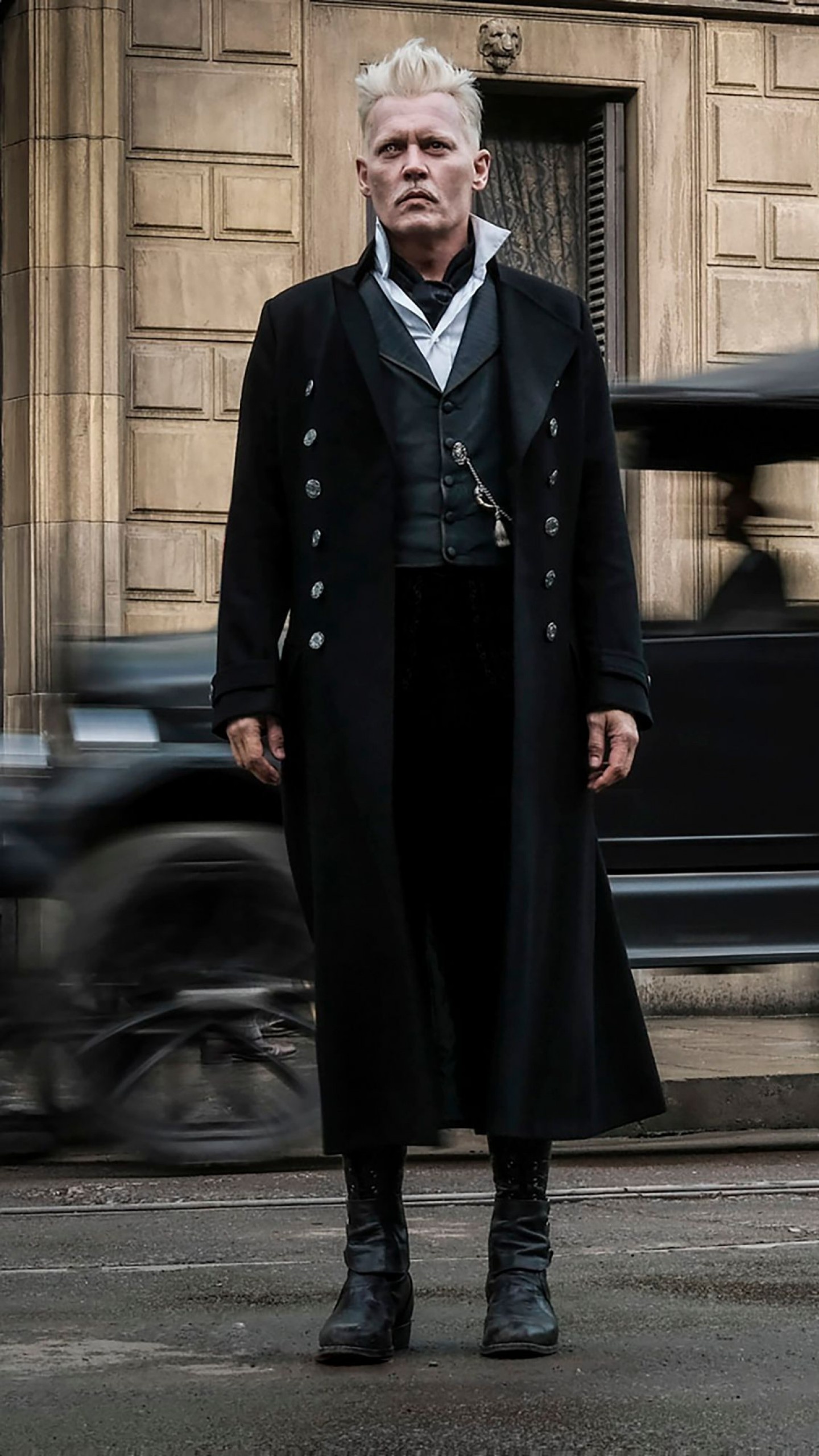 Johnny Depp: Fantastic Beasts: The Crimes of Grindelwald, Wizard. 1440x2560 HD Wallpaper.
