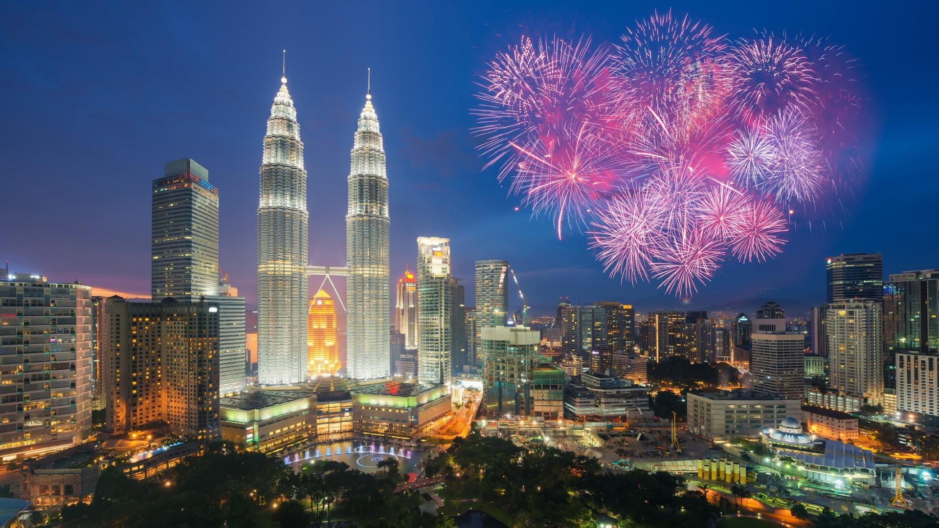 Petronas Twin Towers, Architecture photography, Building construction, Kuala Lumpur, 1920x1080 Full HD Desktop