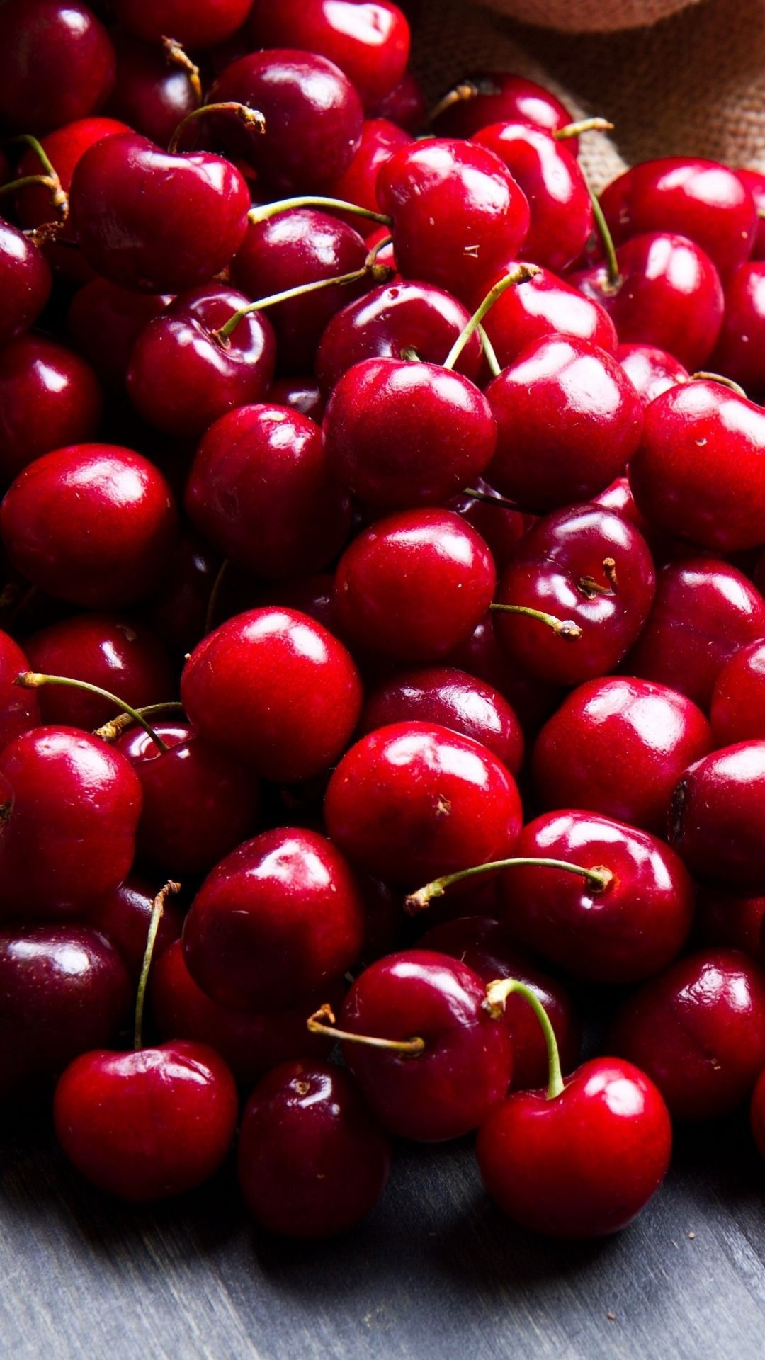 Cherry: A good source of vitamin A, which helps improve oxygen circulation in the blood. 1080x1920 Full HD Wallpaper.
