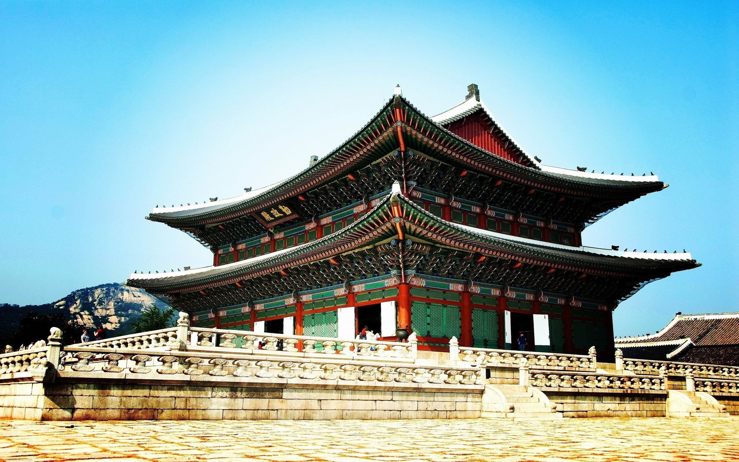 Gyeongbokgung Palace, Traditional architecture, Royal history, Scenic Asian charm, 2560x1600 HD Desktop