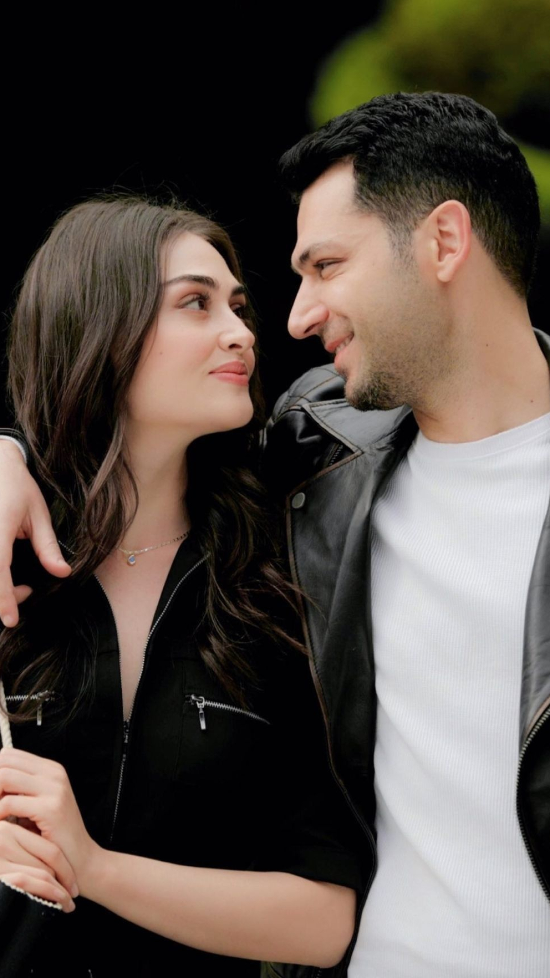 Murat Yildirim, Ramo TV series, Romantic couple, Turkish actor, 1080x1920 Full HD Phone