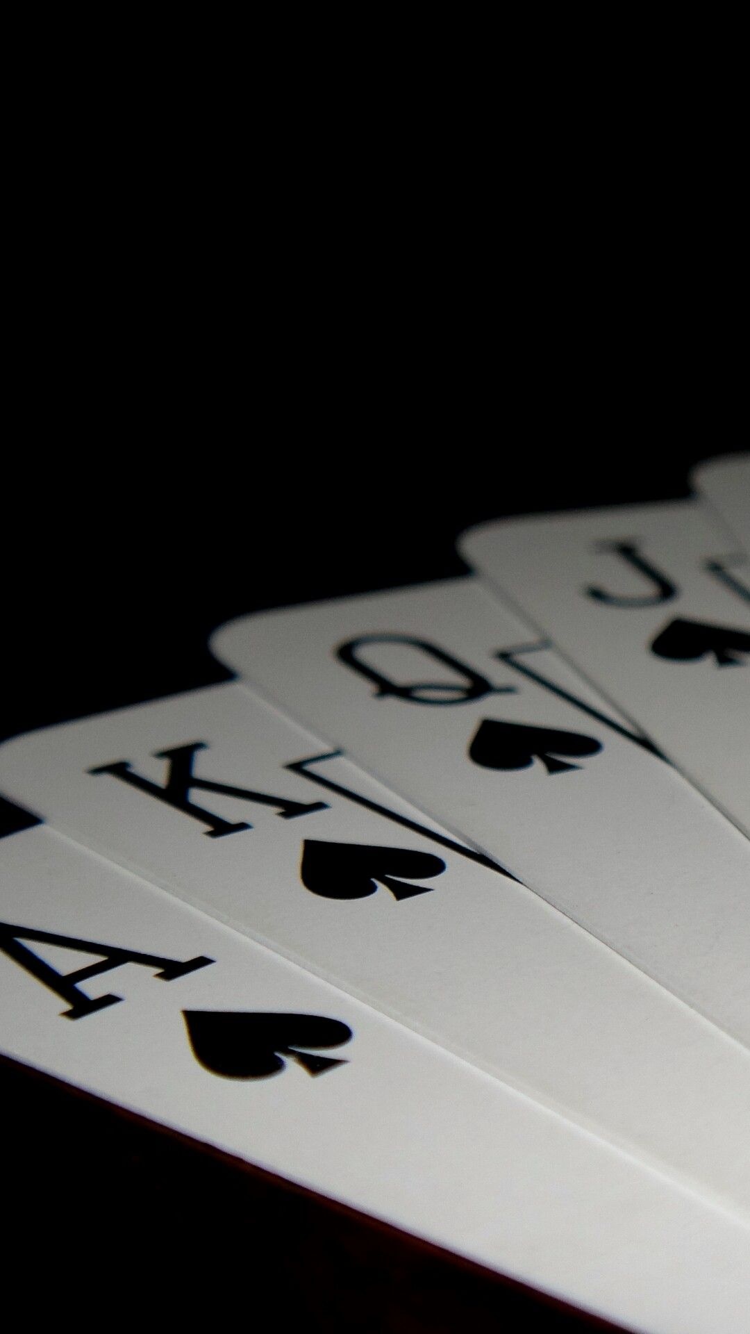 Poker: Minimalistic, Gameplay, A royal flush, The highest straight of cards. 1080x1920 Full HD Background.