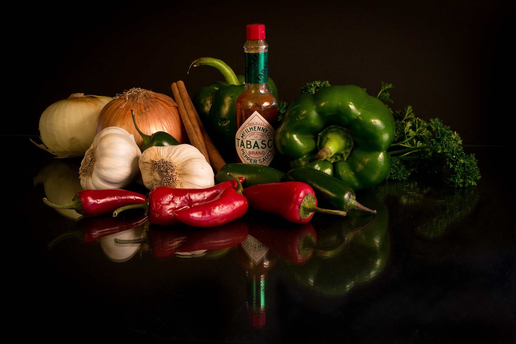 Savory garlic dishes, Tangy garlic sauce, Freshly ground pepper, Vibrant greens, 2050x1370 HD Desktop