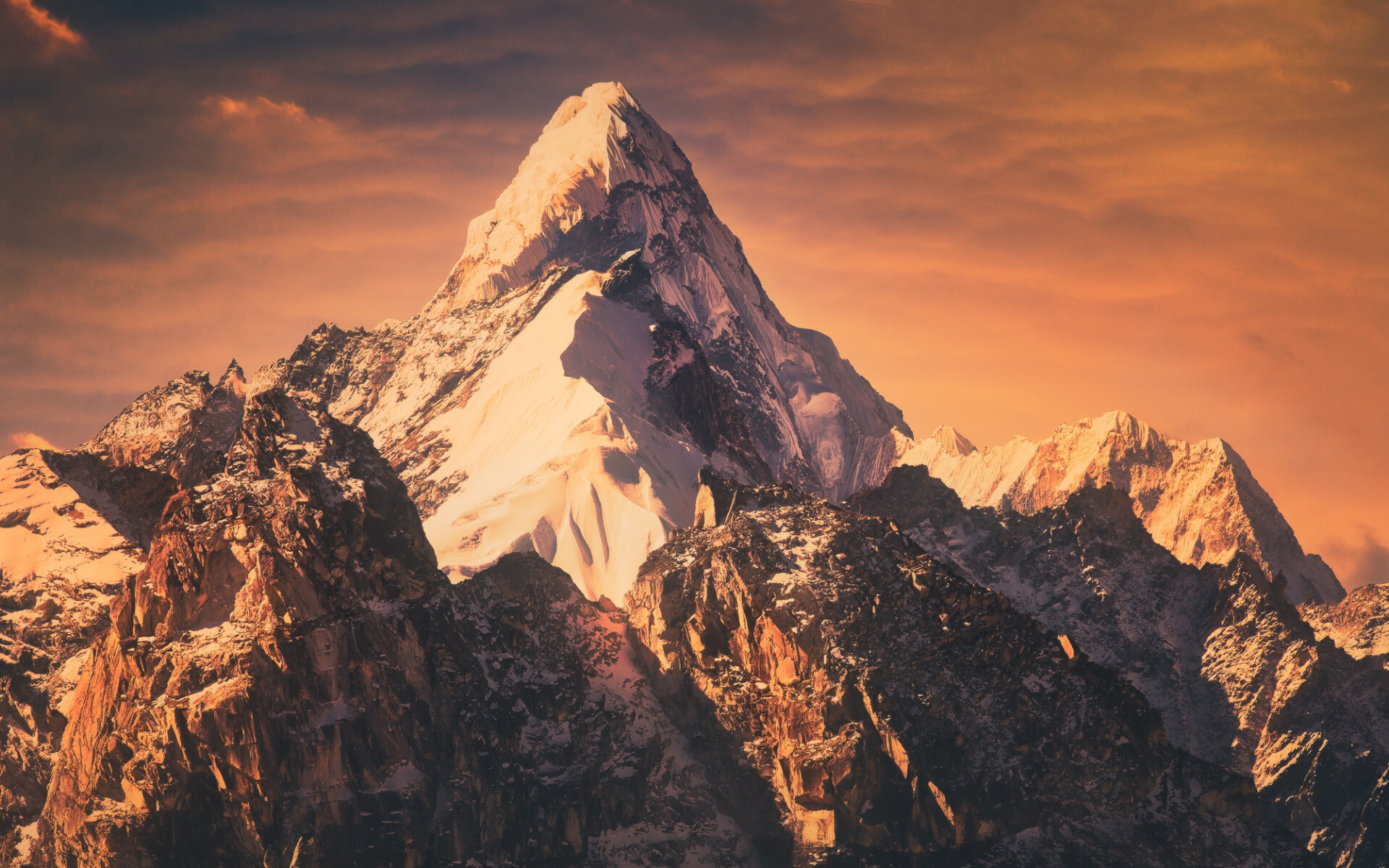 Mount Everest: Himalayas, Mountain, Chomolungma. 1920x1200 HD Wallpaper.