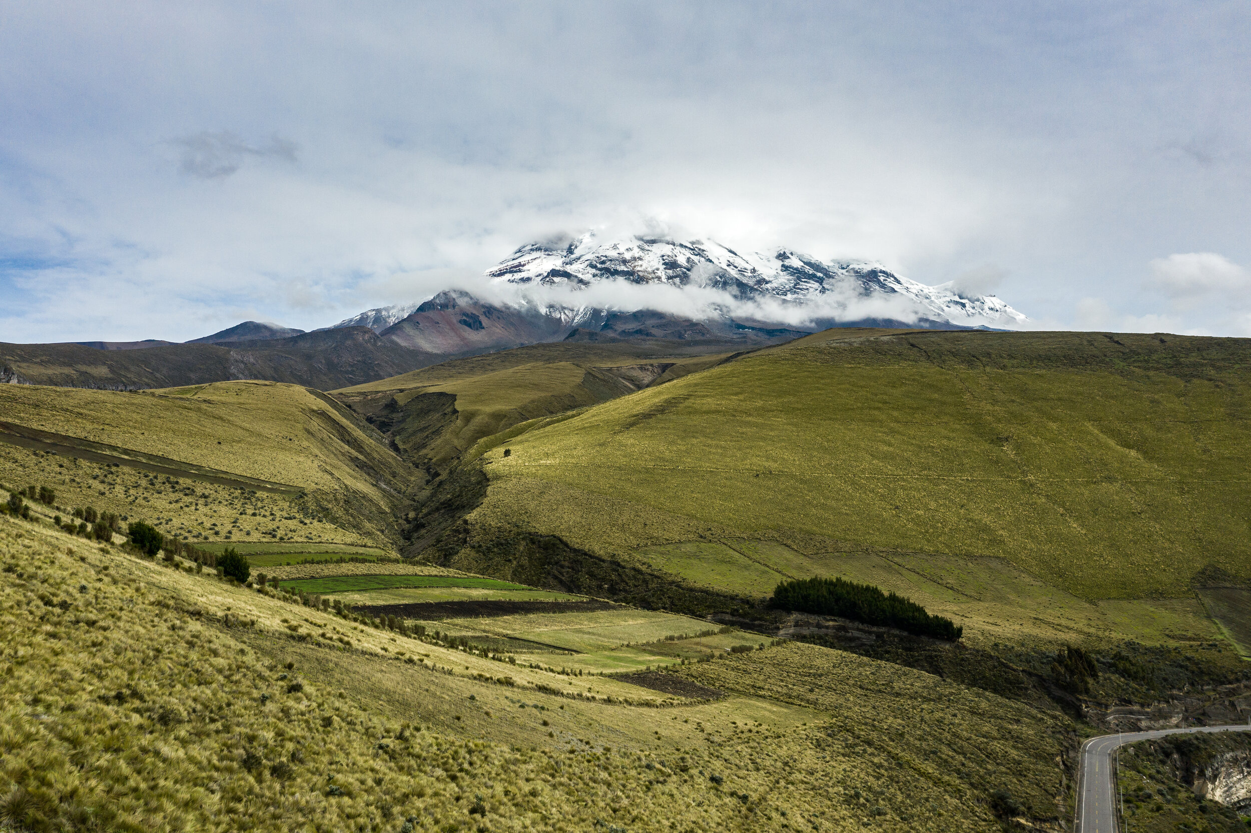 Chimborazo National Park, Majestic landscapes, Natural beauty, Enchanting views, 2500x1670 HD Desktop