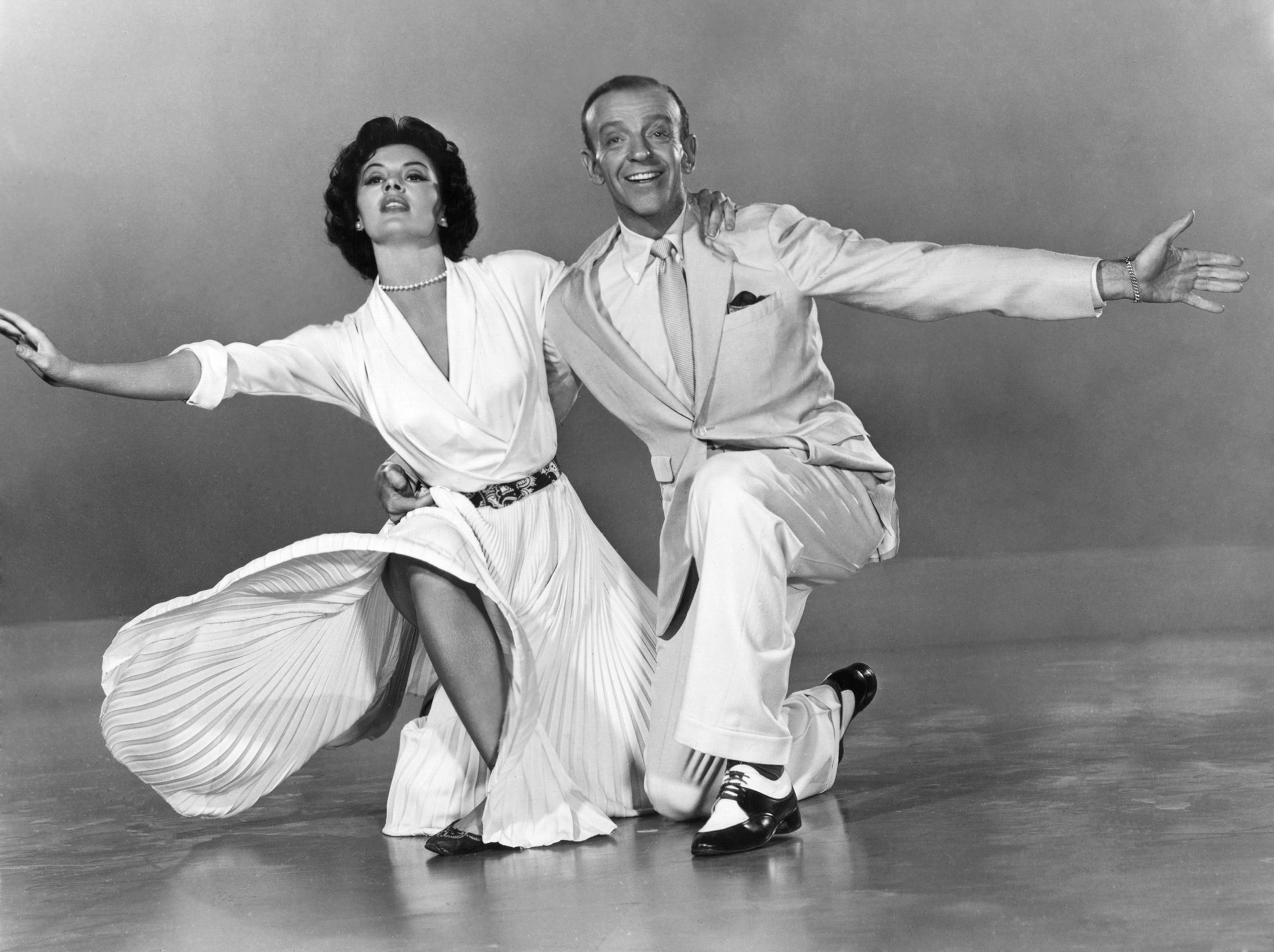 Fred Astaire, Box office poison, Hollywood revue, Fred Astaire, 2200x1650 HD Desktop