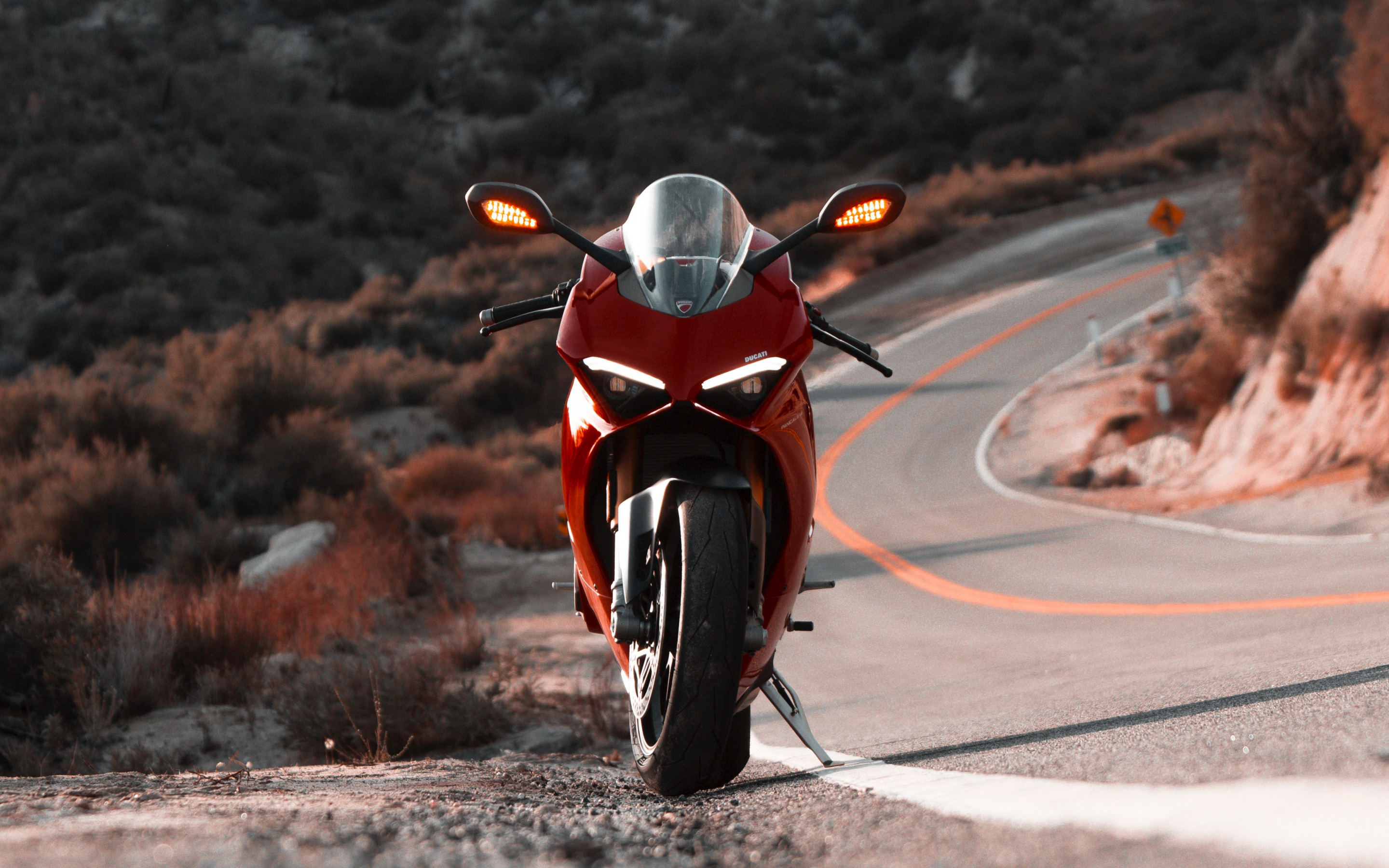 Ducati Panigale V4, 2021 front view, Sportbike, Red, 2880x1800 HD Desktop