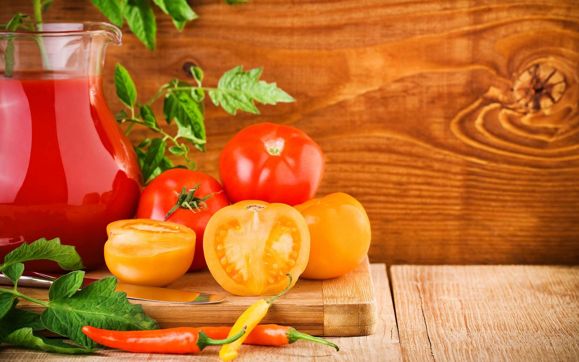 Vegetables: Tomatoes have multiple seeds, which can be harvested to produce new tomato plants. 1920x1200 HD Wallpaper.