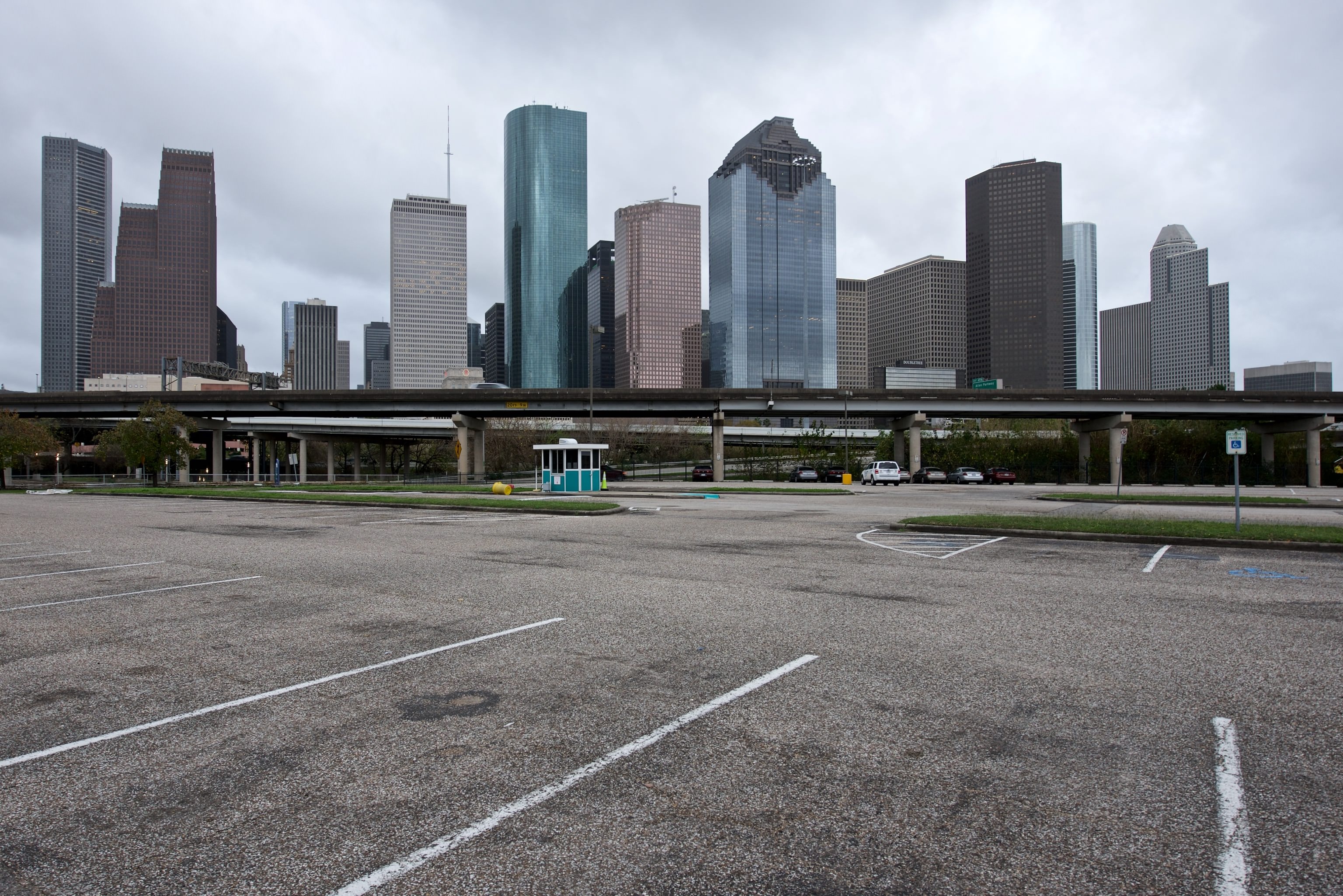 Houston Skyline, Exploring Houston, Urban landscape, Skyline discovery, 3080x2050 HD Desktop