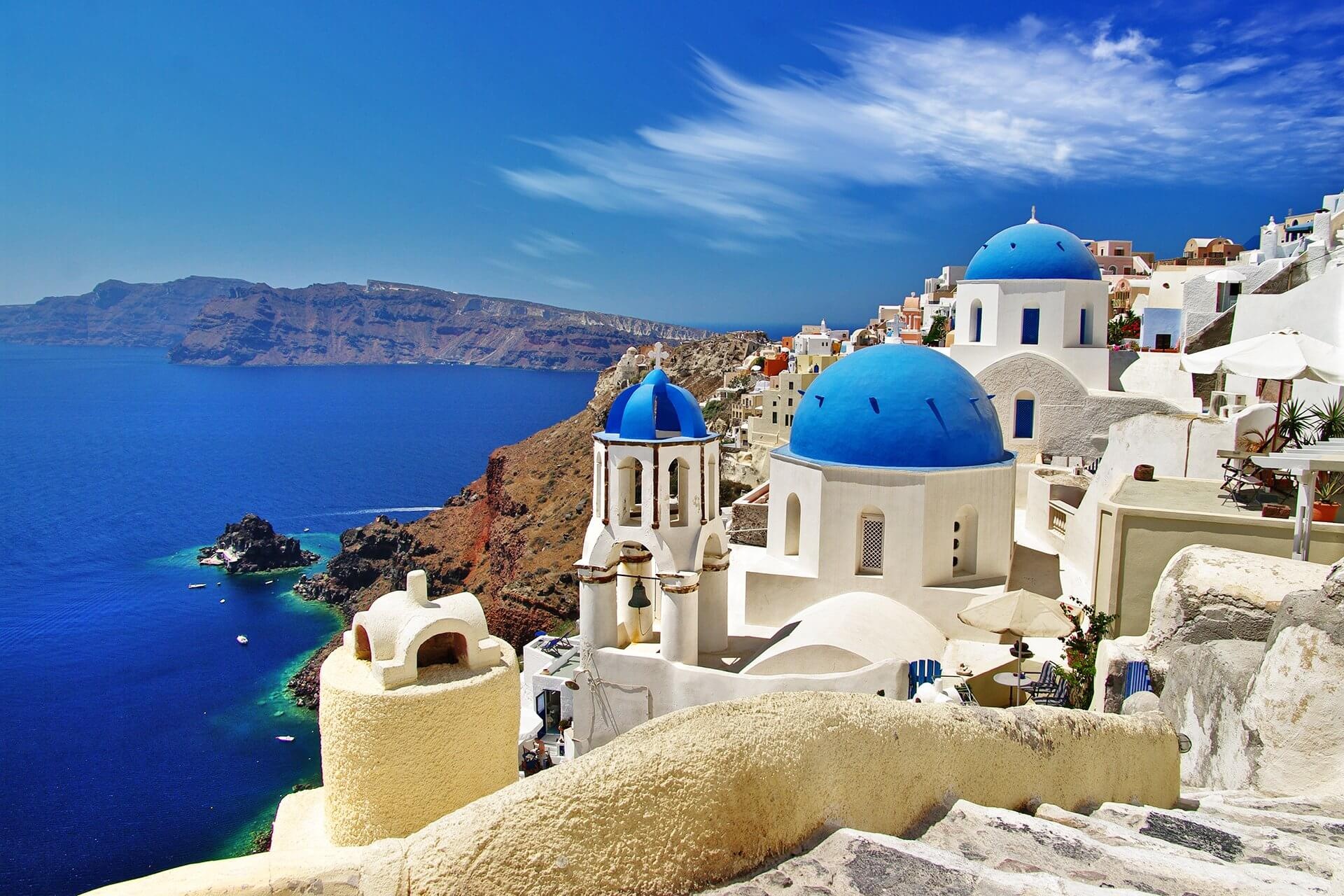 Blue Domes of Oia, Luxury apartments, Santorini accommodations, Exquisite indulgence, 1920x1280 HD Desktop