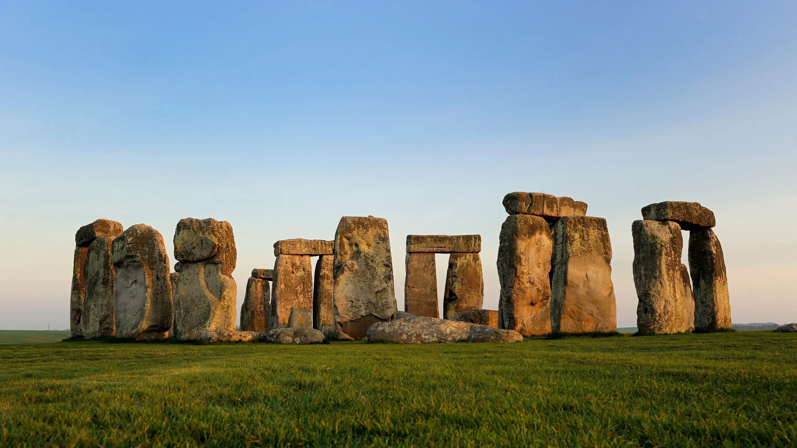 Stonehenge, Secrets revealed, London exhibition, 2560x1440 HD Desktop
