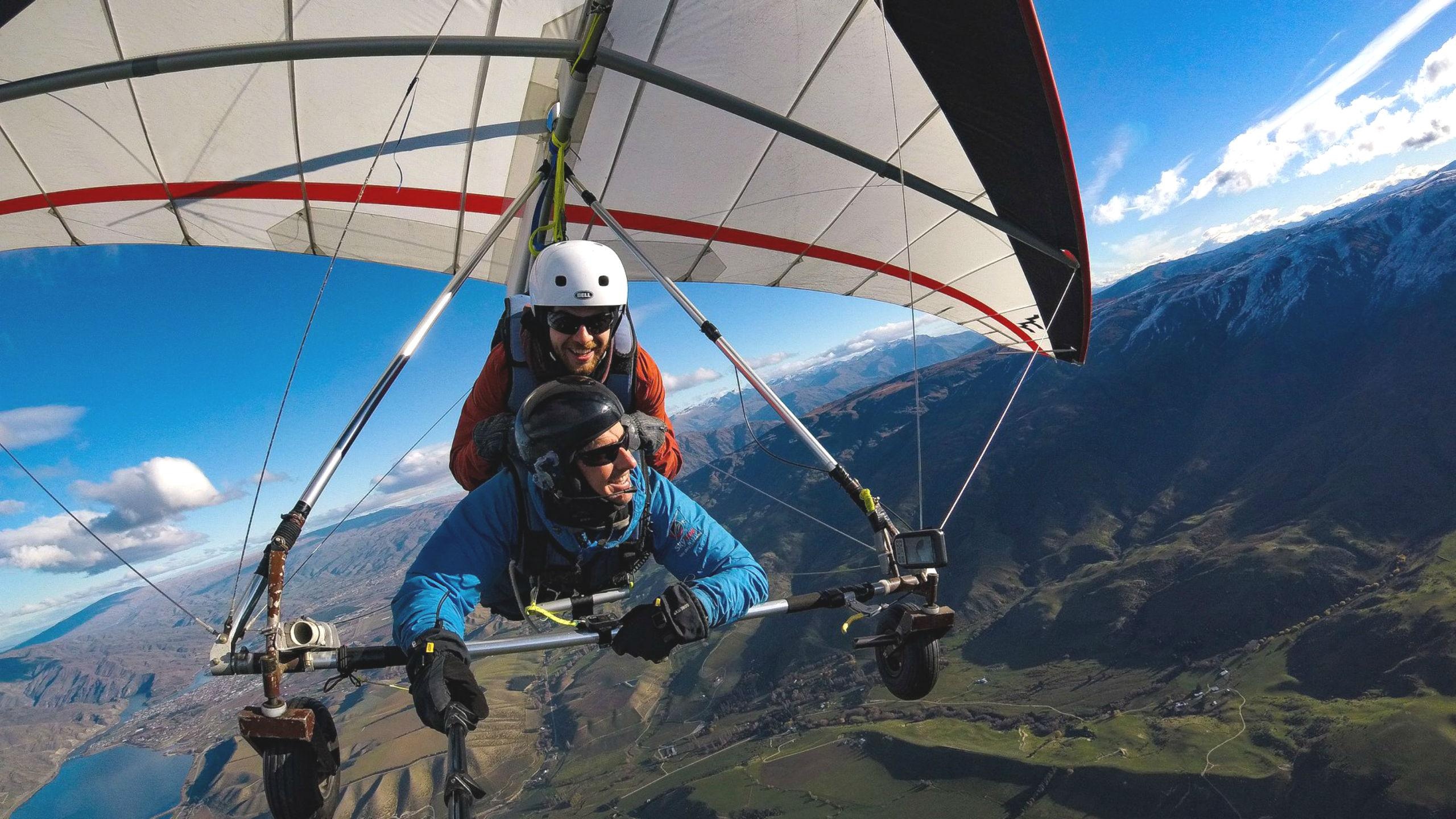 Hang Gliding: To tandem hang glide, Skytrek Queenstown, A foot-launched powered hang glider. 2560x1440 HD Wallpaper.