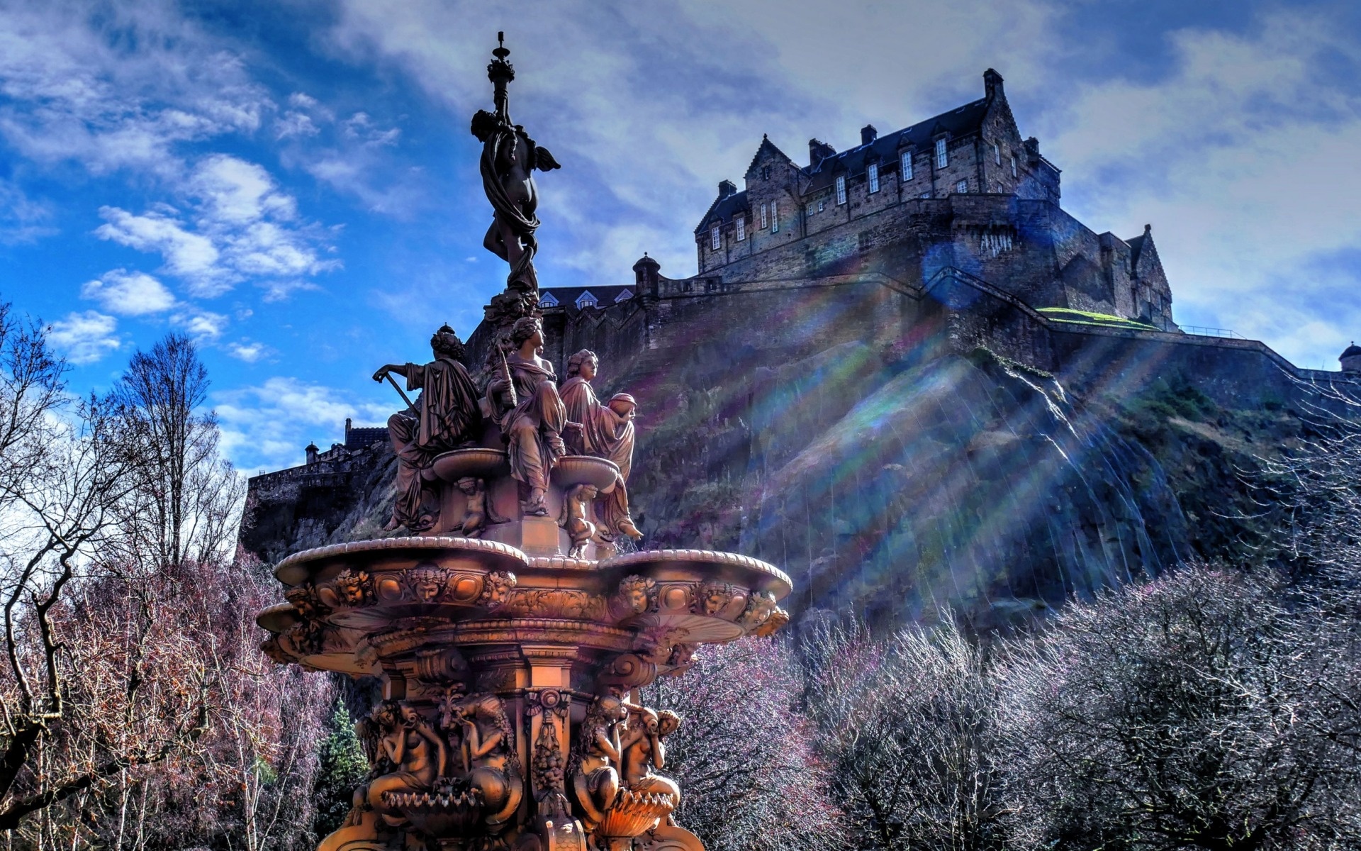 Edinburgh Castle, Old fountain sculptures, Scotland's heritage, High-quality pictures, 1920x1200 HD Desktop