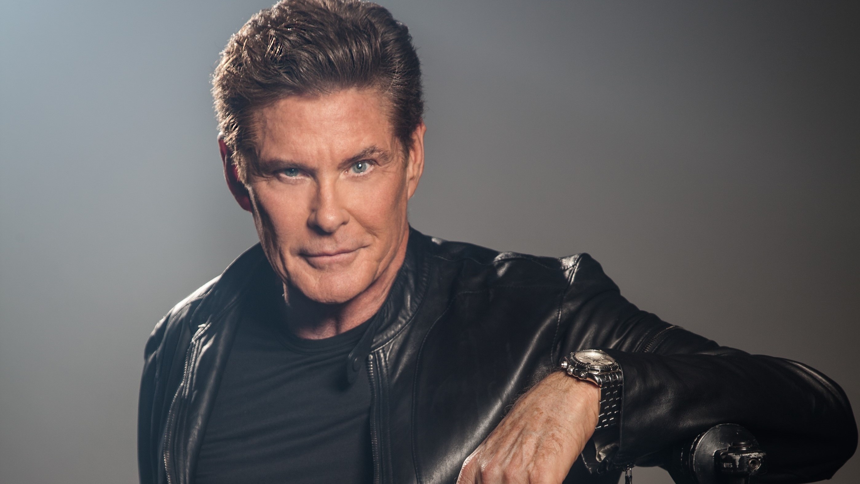 David Hasselhoff: The first actor to portray the Marvel Comics character Nick Fury. 2800x1580 HD Background.