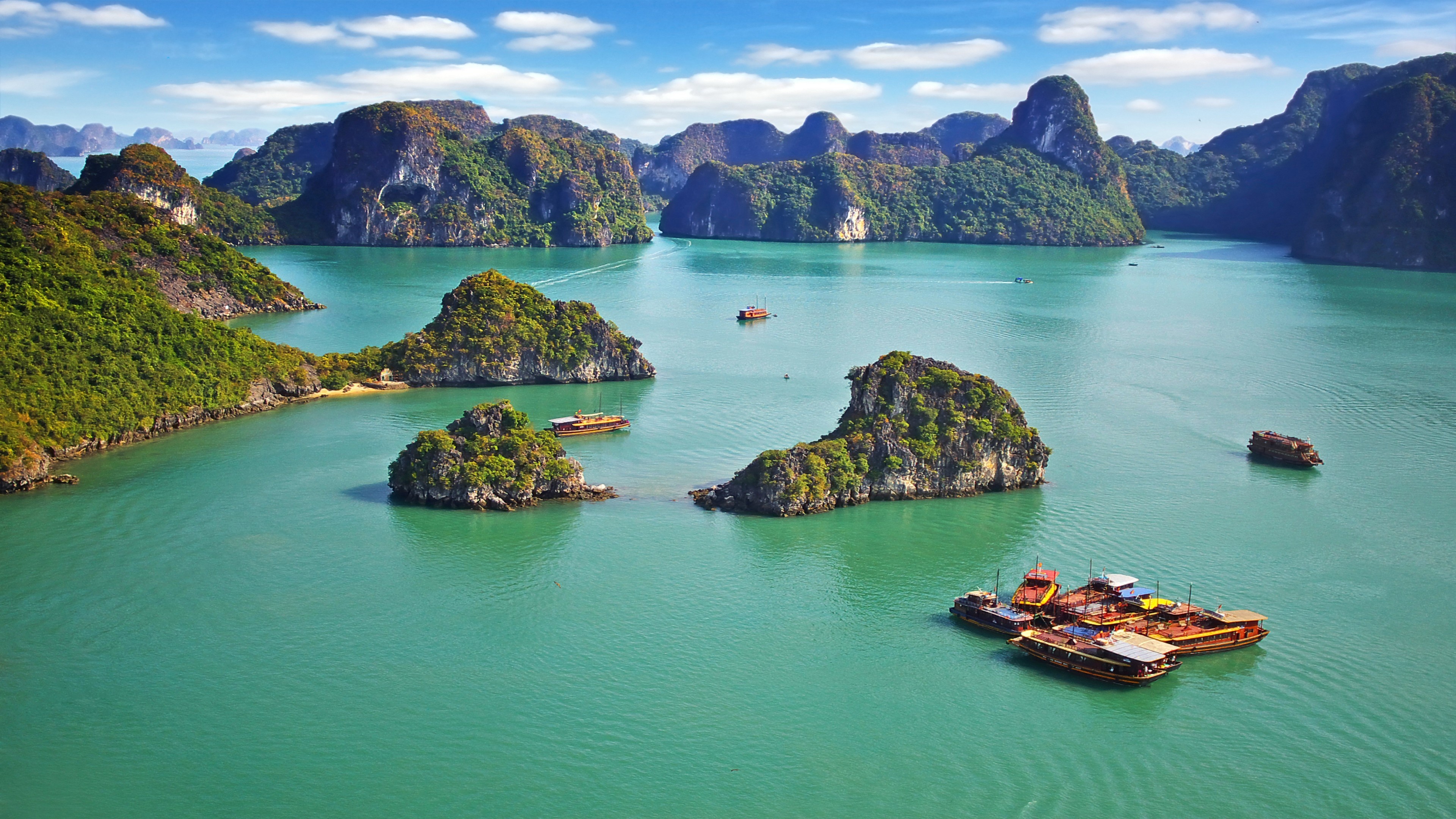 Ha Long Bay beauty, Vietnam's natural marvel, Majestic mountains, Seaside splendor, 3840x2160 4K Desktop