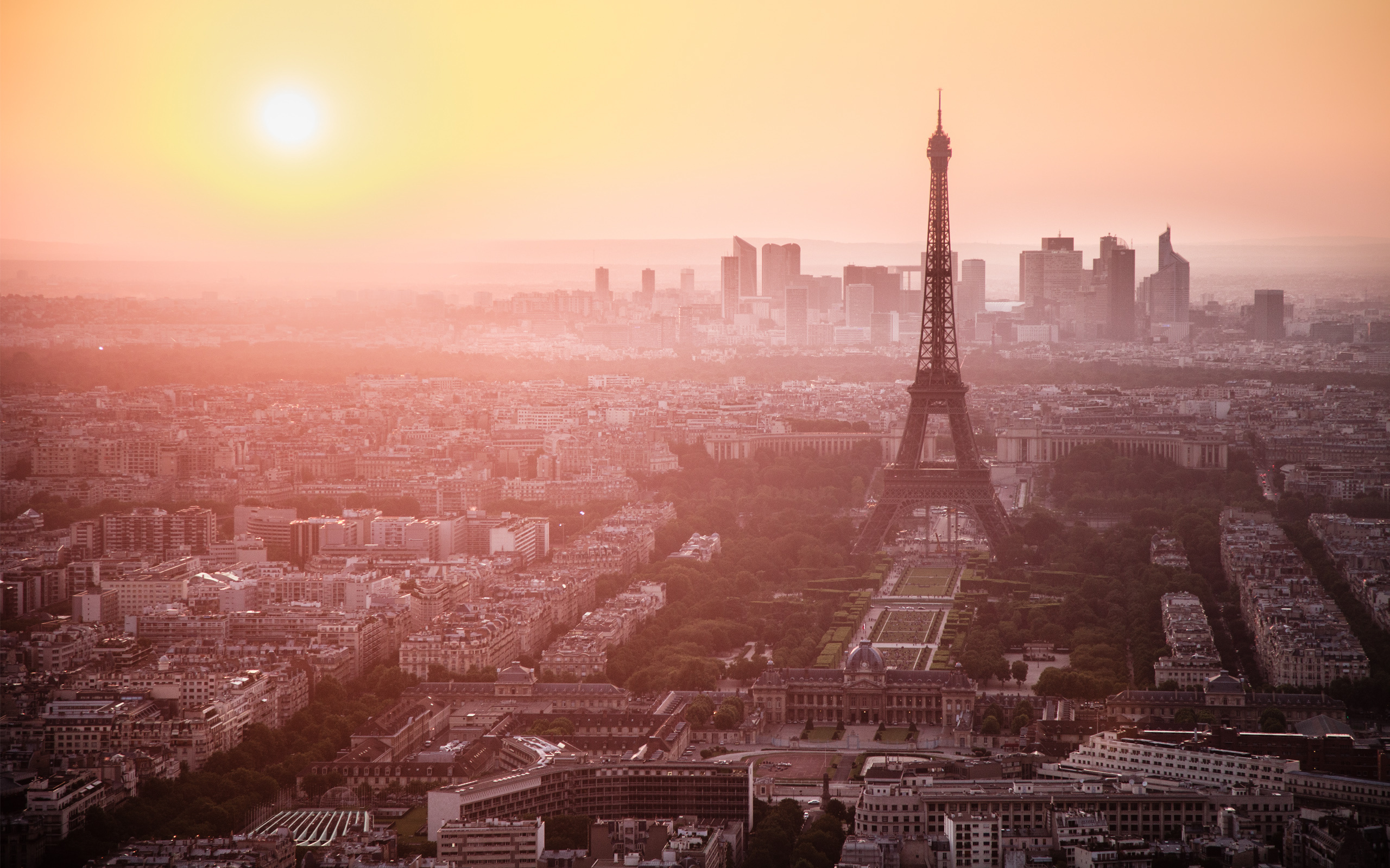 Paris: The fourth largest municipality in the European Union, following Berlin, Madrid, and Rome. 2560x1600 HD Wallpaper.
